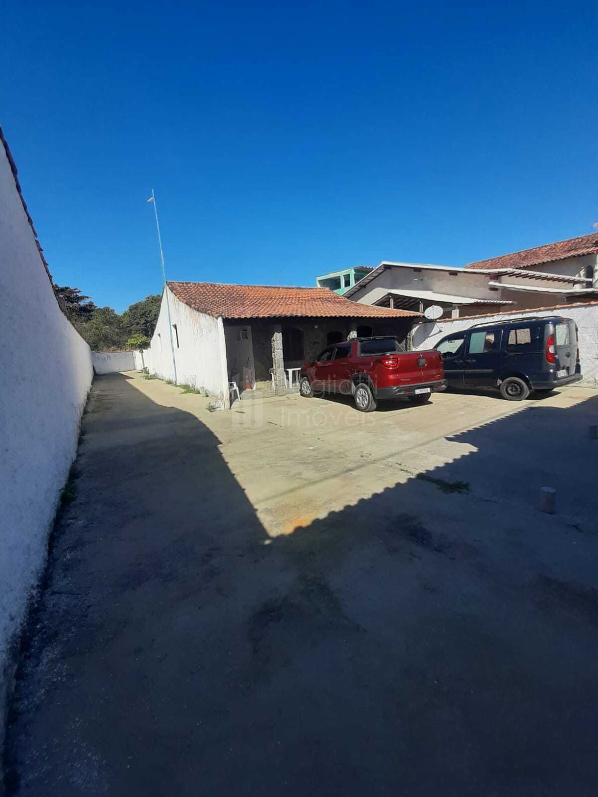 Casa à venda com 2 quartos, 100m² - Foto 1