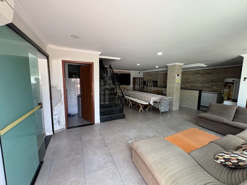 Casa, 7 quartos, 230 m² - Foto 16