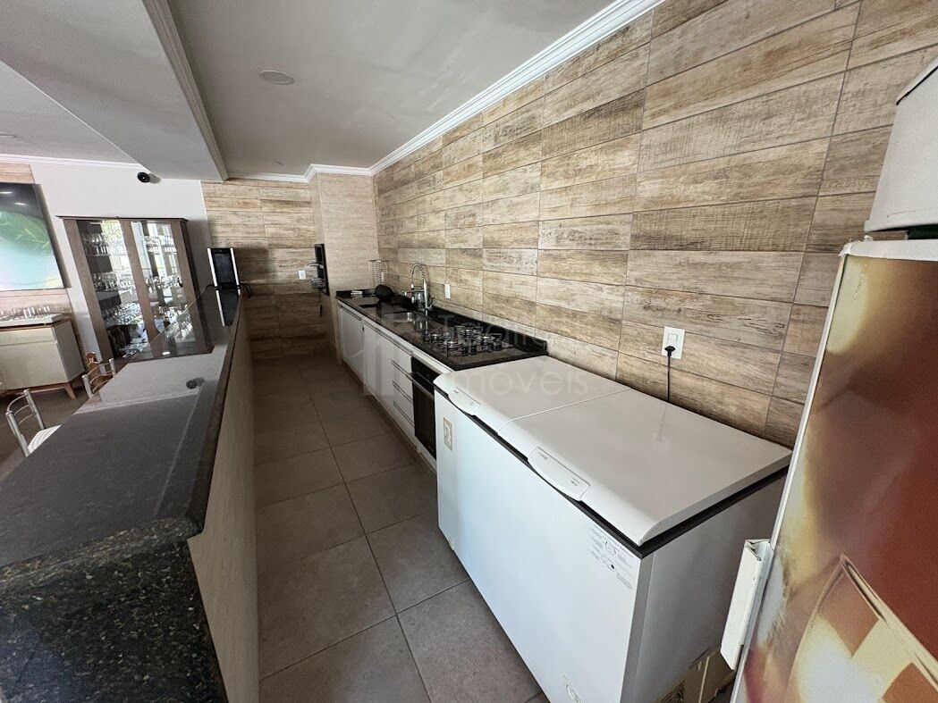 Casa, 7 quartos, 230 m² - Foto 19