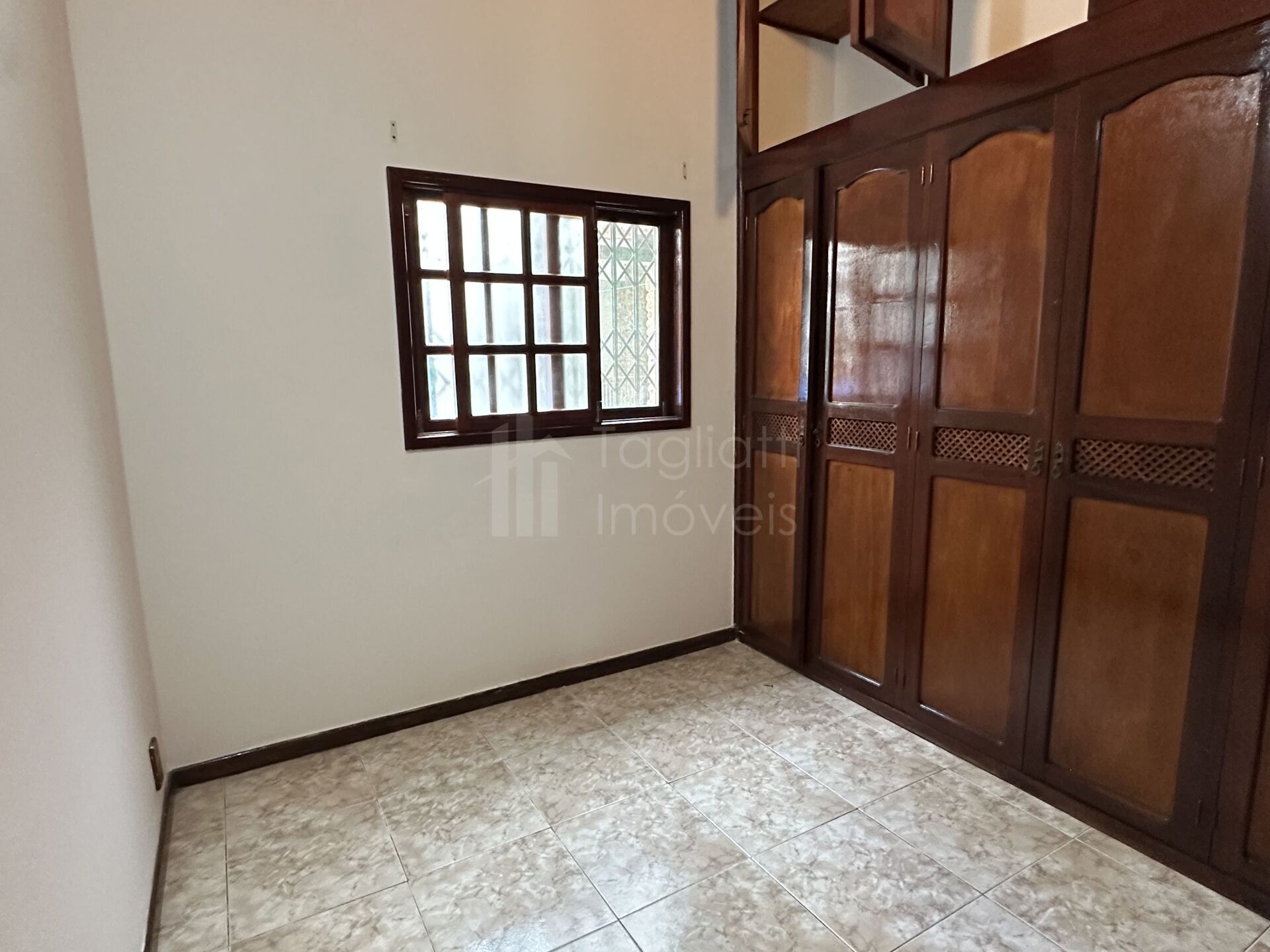 Casa para alugar com 4 quartos, 227m² - Foto 13