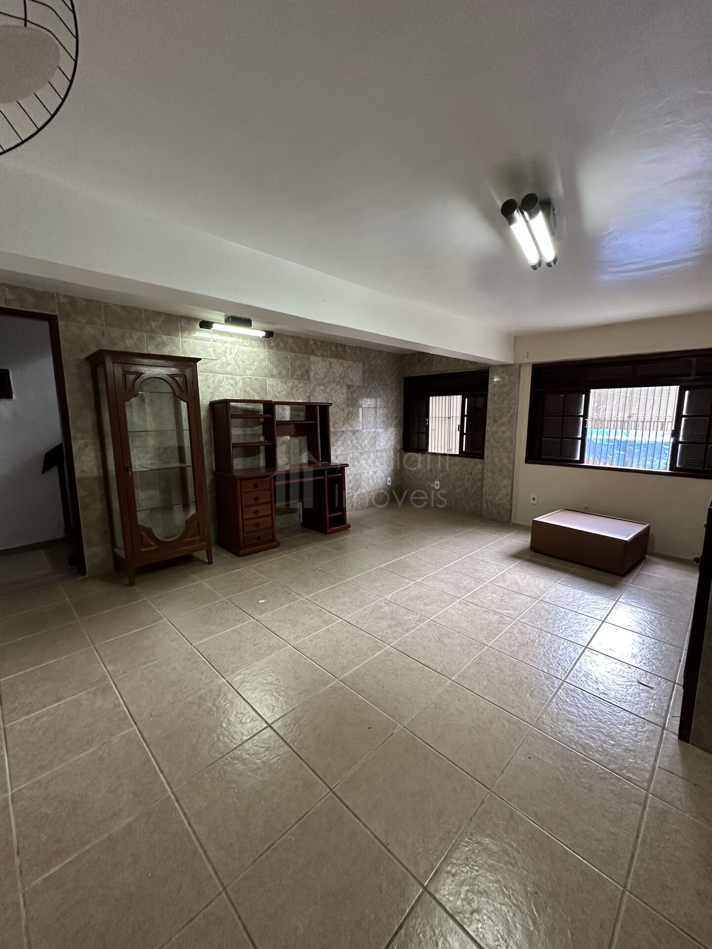 Casa para alugar com 4 quartos, 227m² - Foto 24