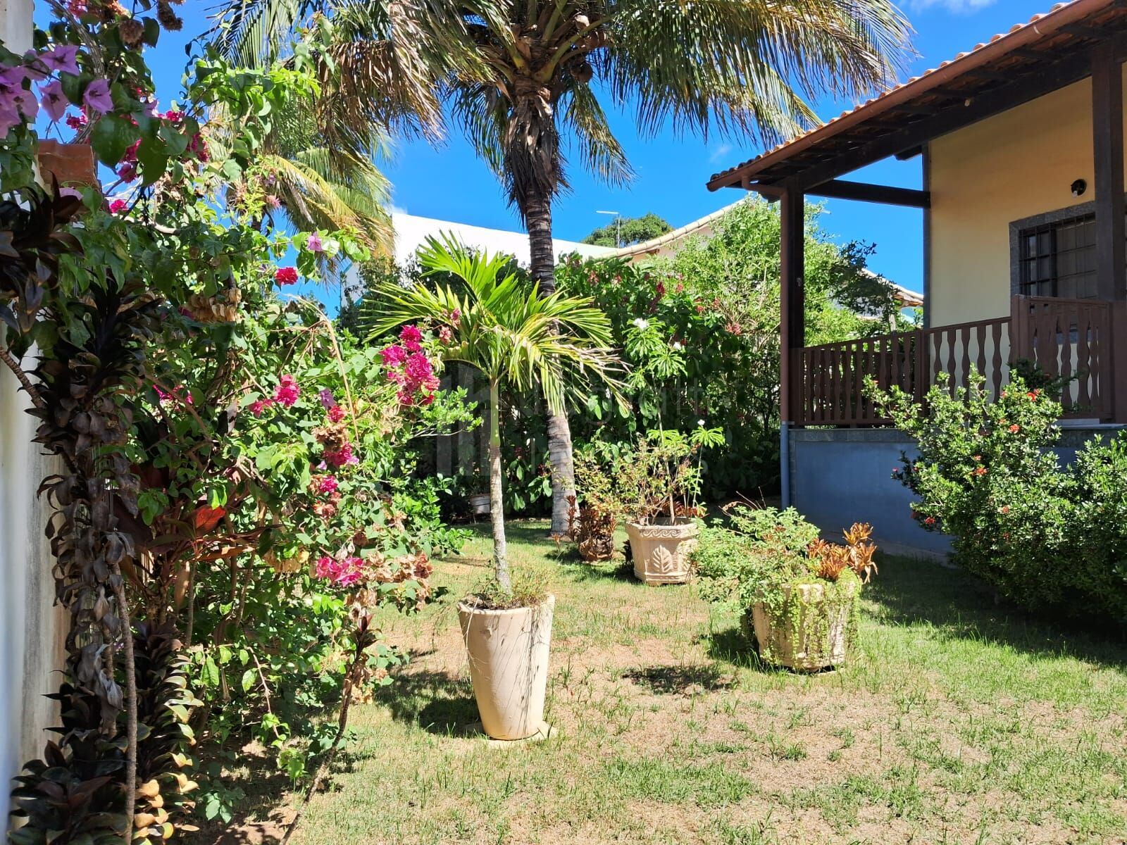 Casa à venda com 2 quartos, 159m² - Foto 3
