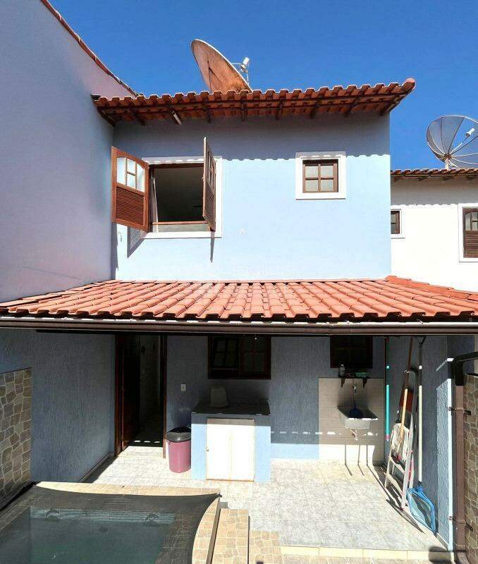 Casa à venda com 2 quartos, 60m² - Foto 18