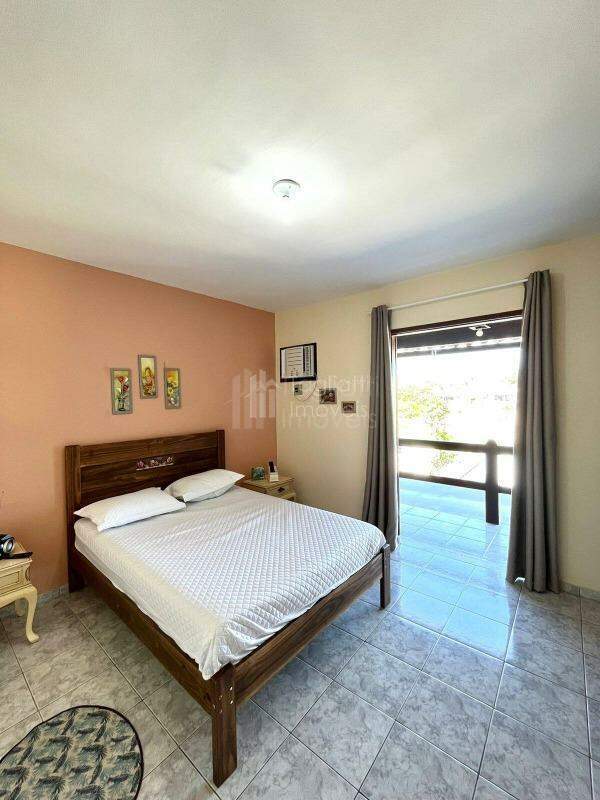 Casa à venda com 2 quartos, 60m² - Foto 10