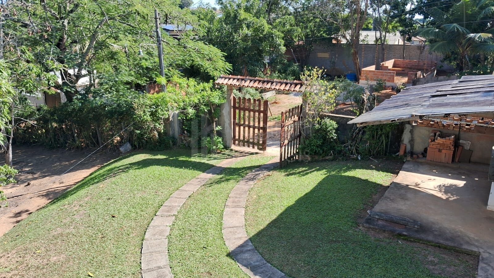 Casa para alugar com 2 quartos, 63m² - Foto 6