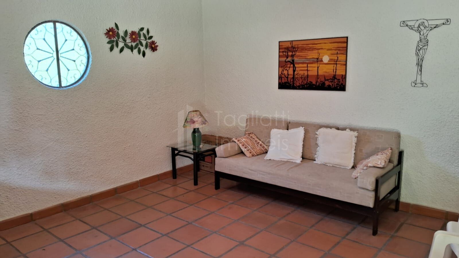 Casa para alugar com 2 quartos, 63m² - Foto 1