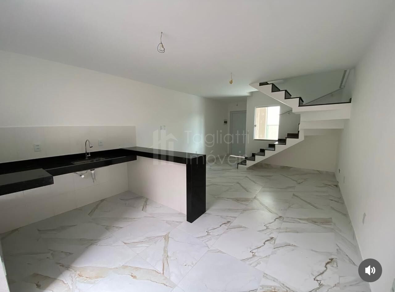 Casa à venda com 2 quartos, 85m² - Foto 3