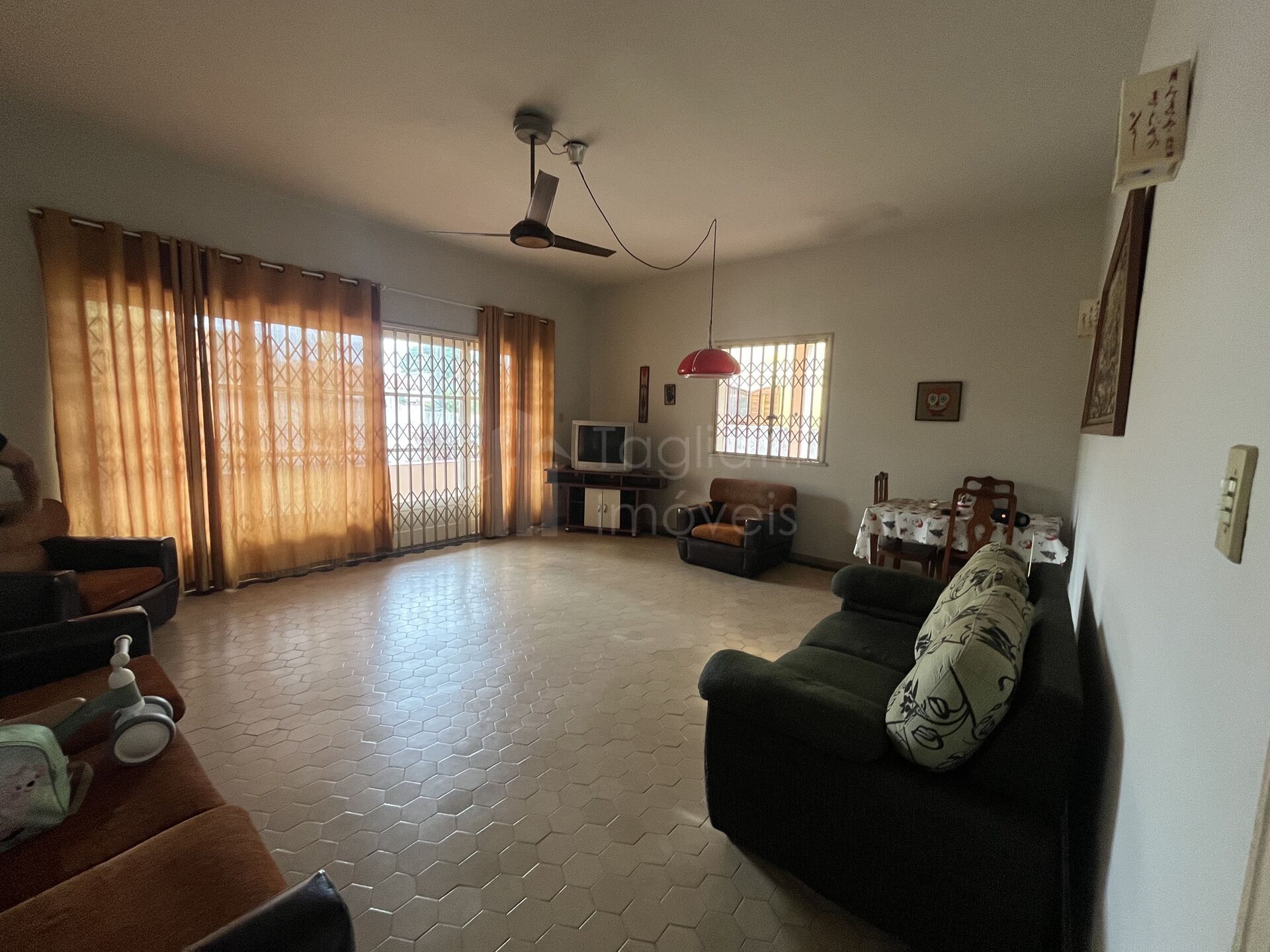 Casa à venda com 3 quartos, 150m² - Foto 11