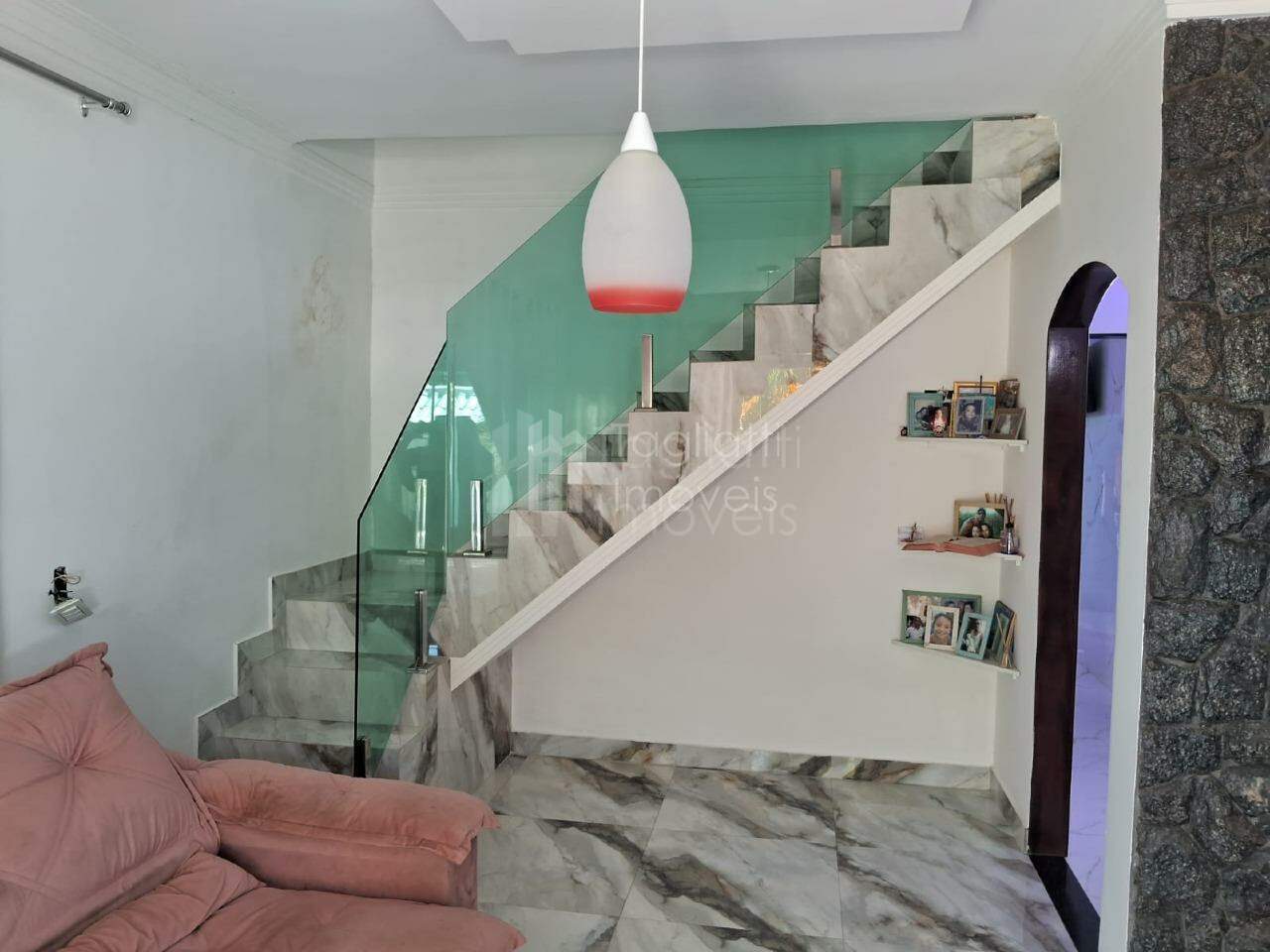 Casa à venda com 3 quartos, 300m² - Foto 11