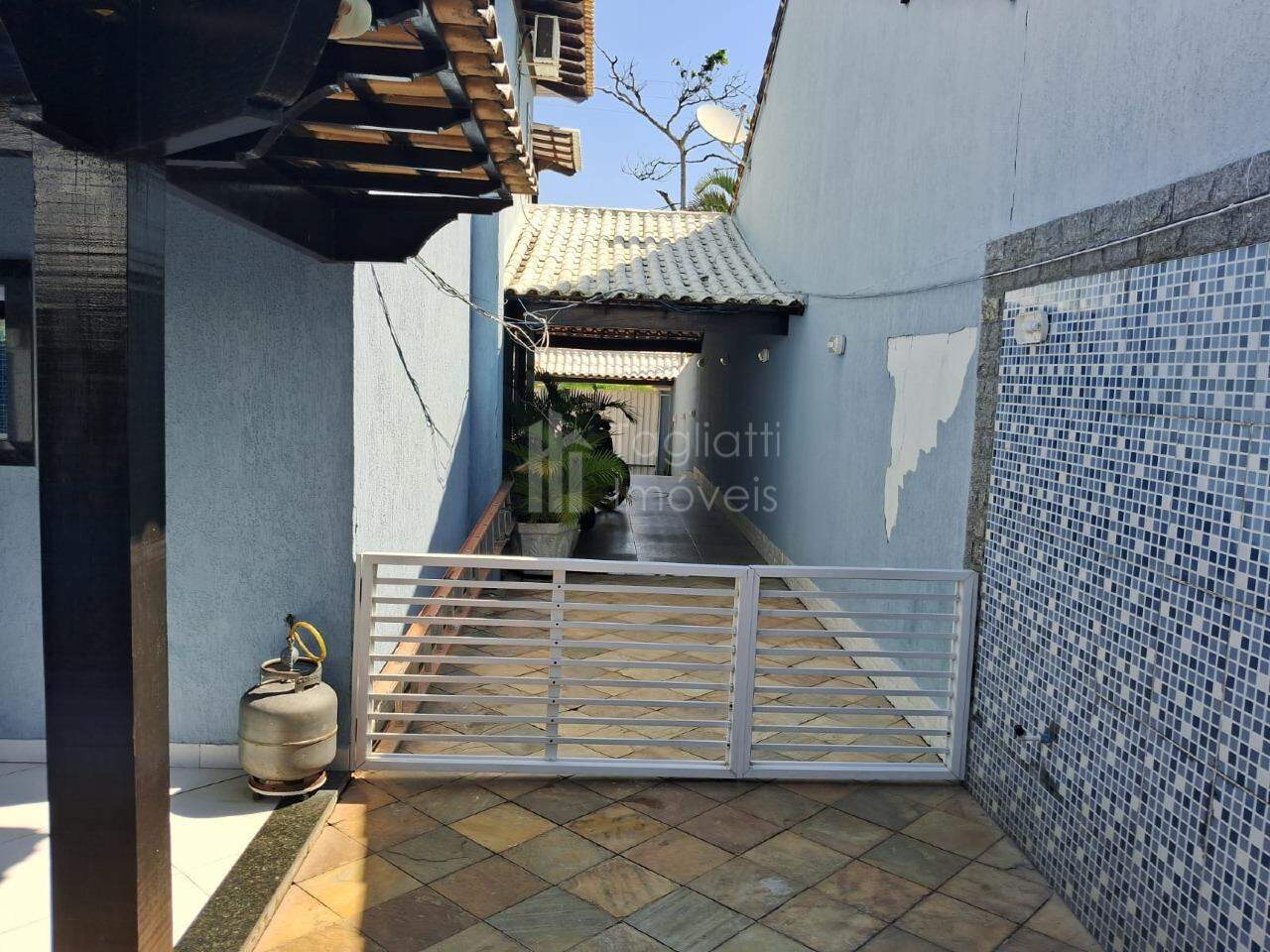Casa à venda com 3 quartos, 300m² - Foto 26