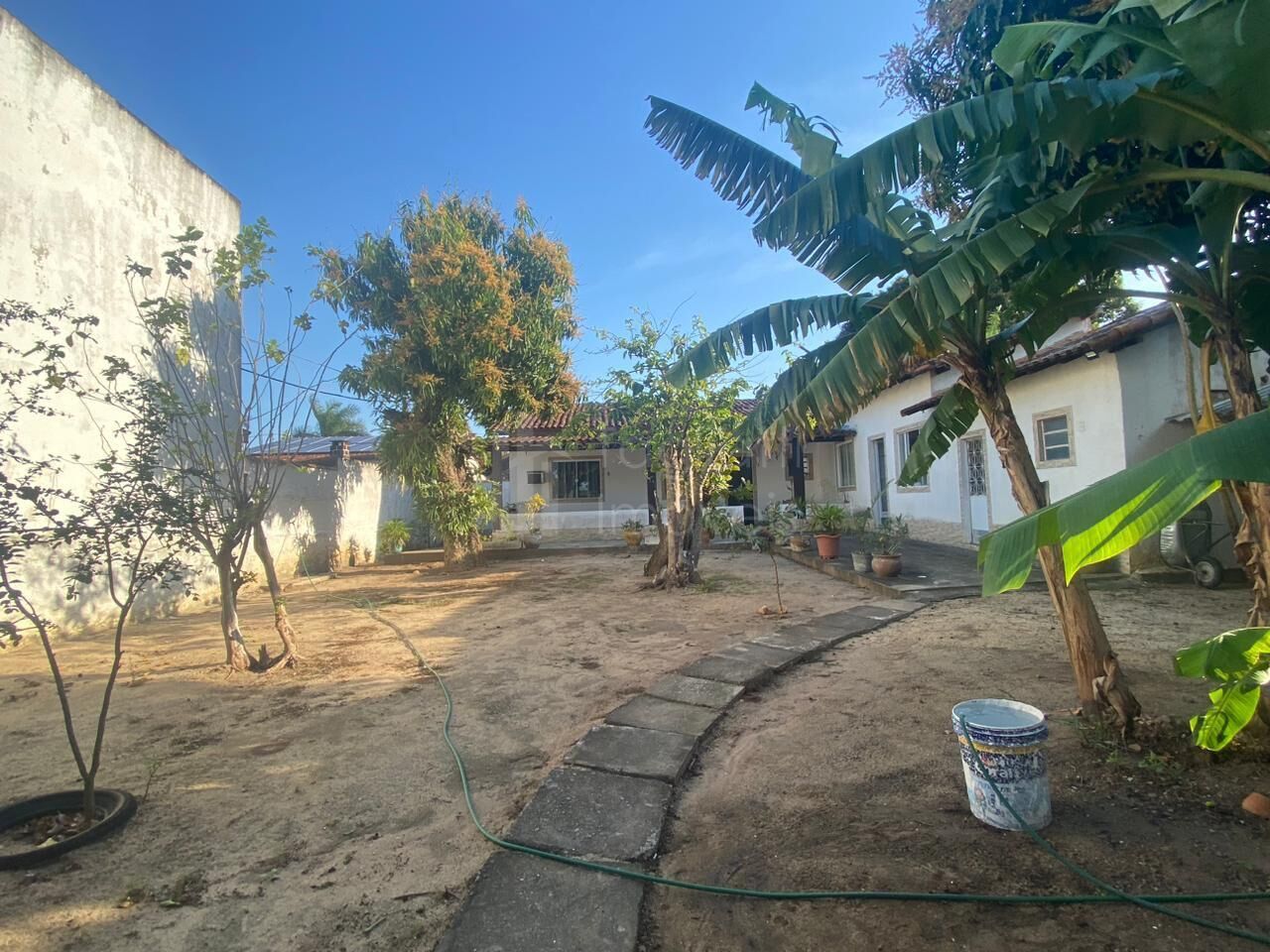 Casa à venda com 6 quartos, 400m² - Foto 9