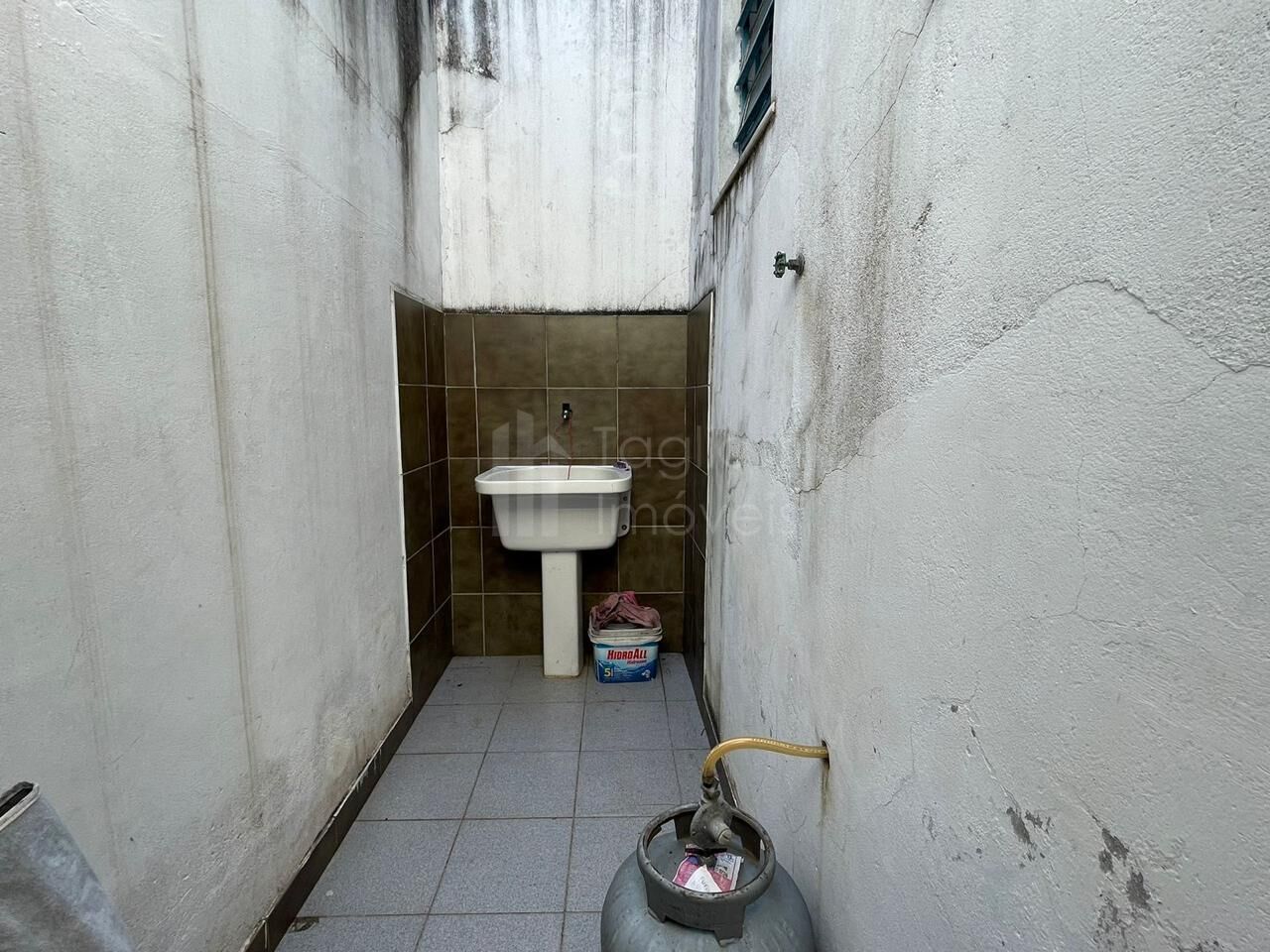 Casa à venda com 6 quartos, 400m² - Foto 25