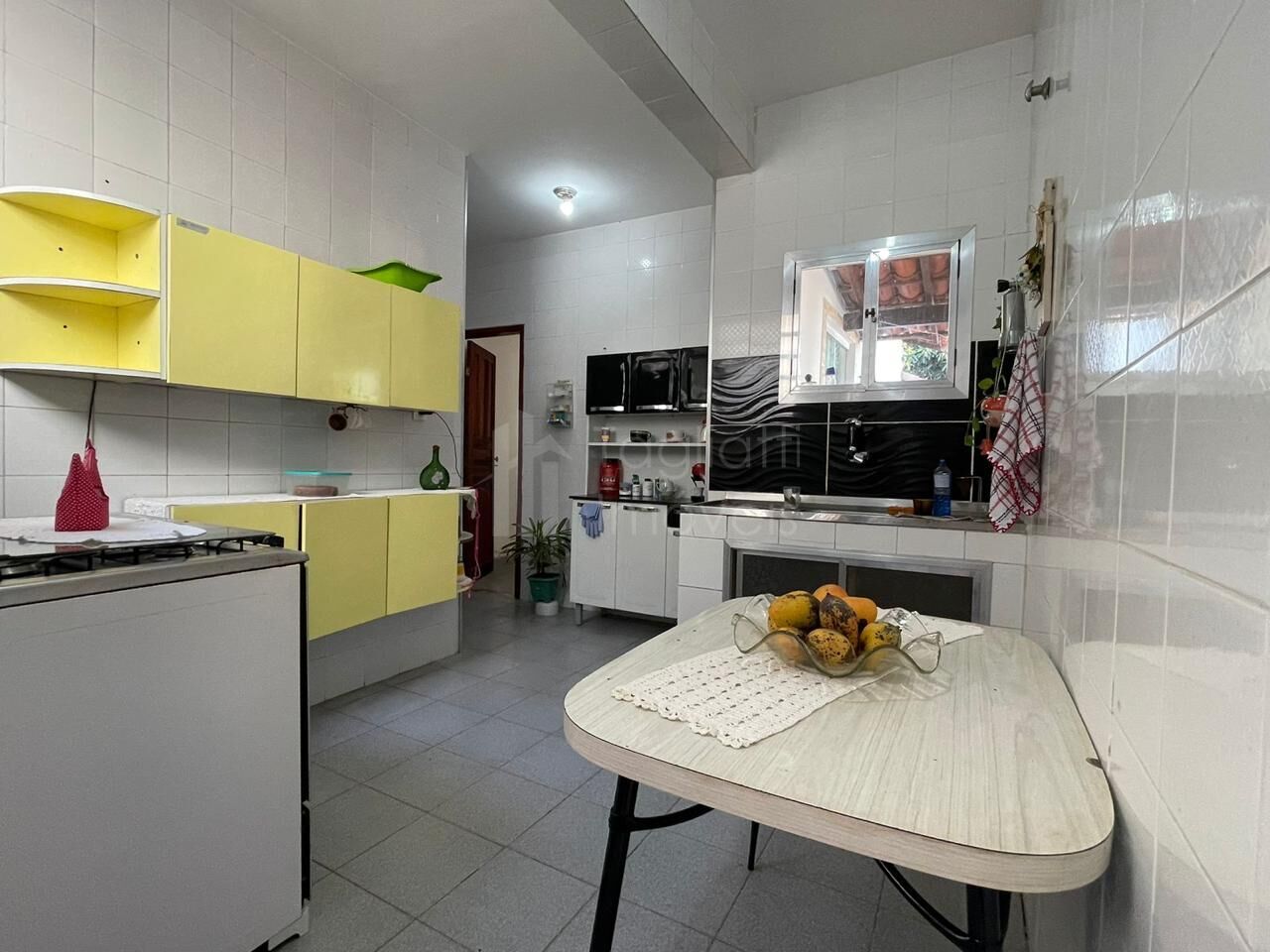 Casa à venda com 6 quartos, 400m² - Foto 11