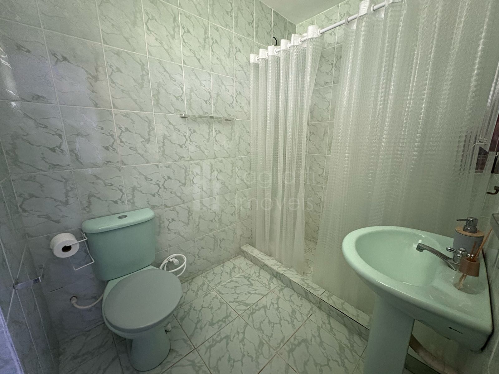 Casa para alugar com 4 quartos, 120m² - Foto 12