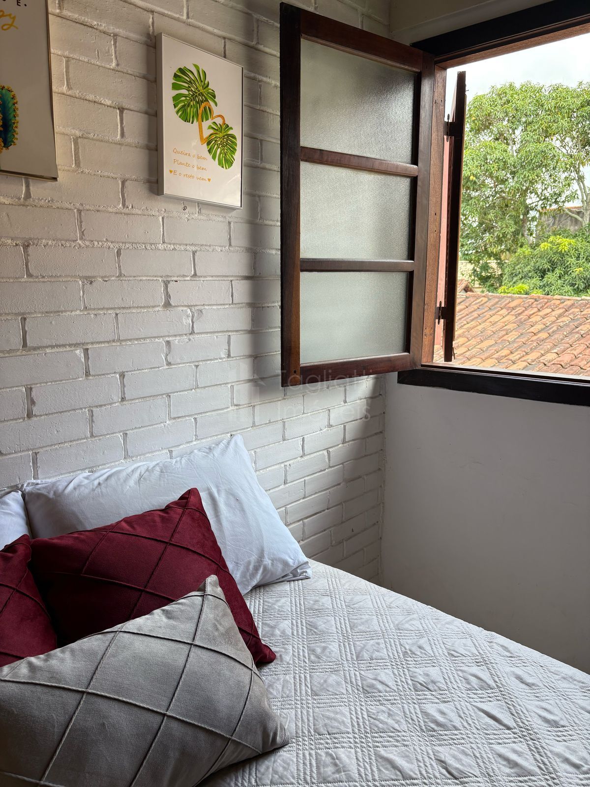 Casa para alugar com 4 quartos, 120m² - Foto 6