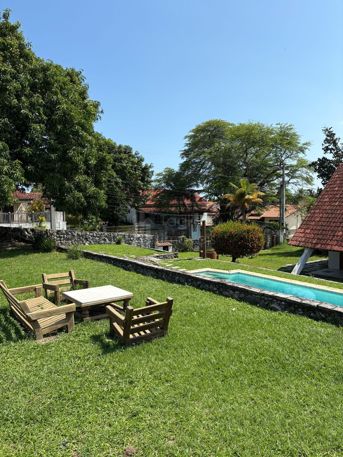 Casa para alugar com 4 quartos, 120m² - Foto 4