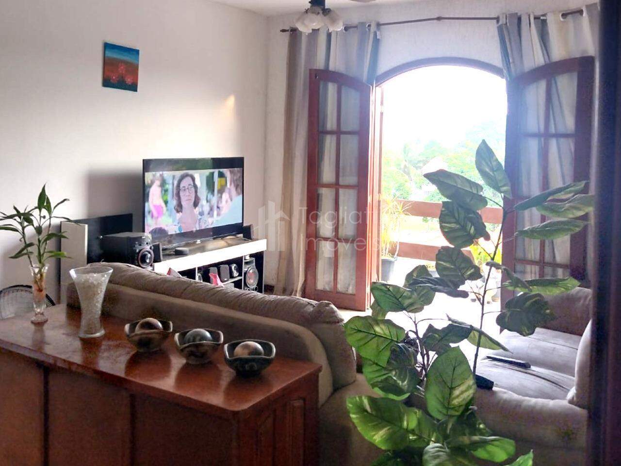 Apartamento à venda com 2 quartos, 80m² - Foto 1