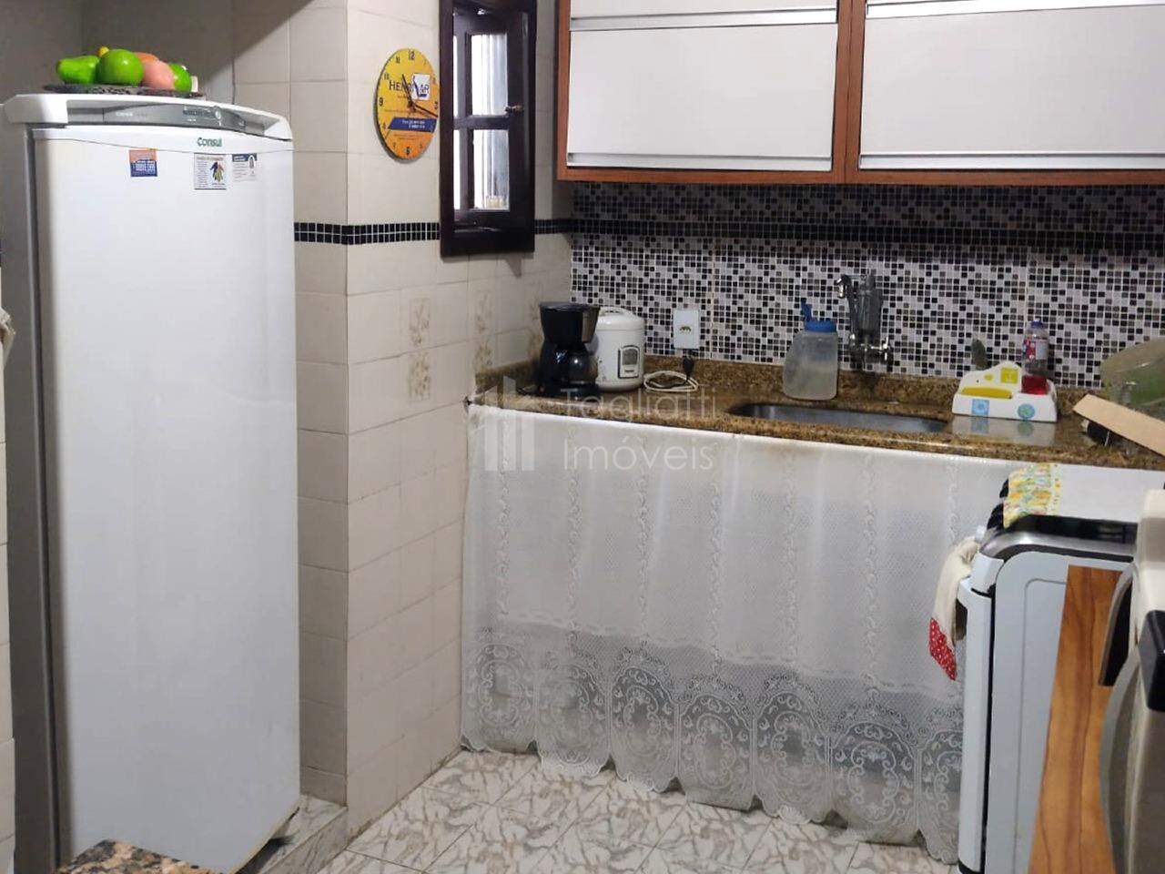 Apartamento à venda com 2 quartos, 80m² - Foto 7