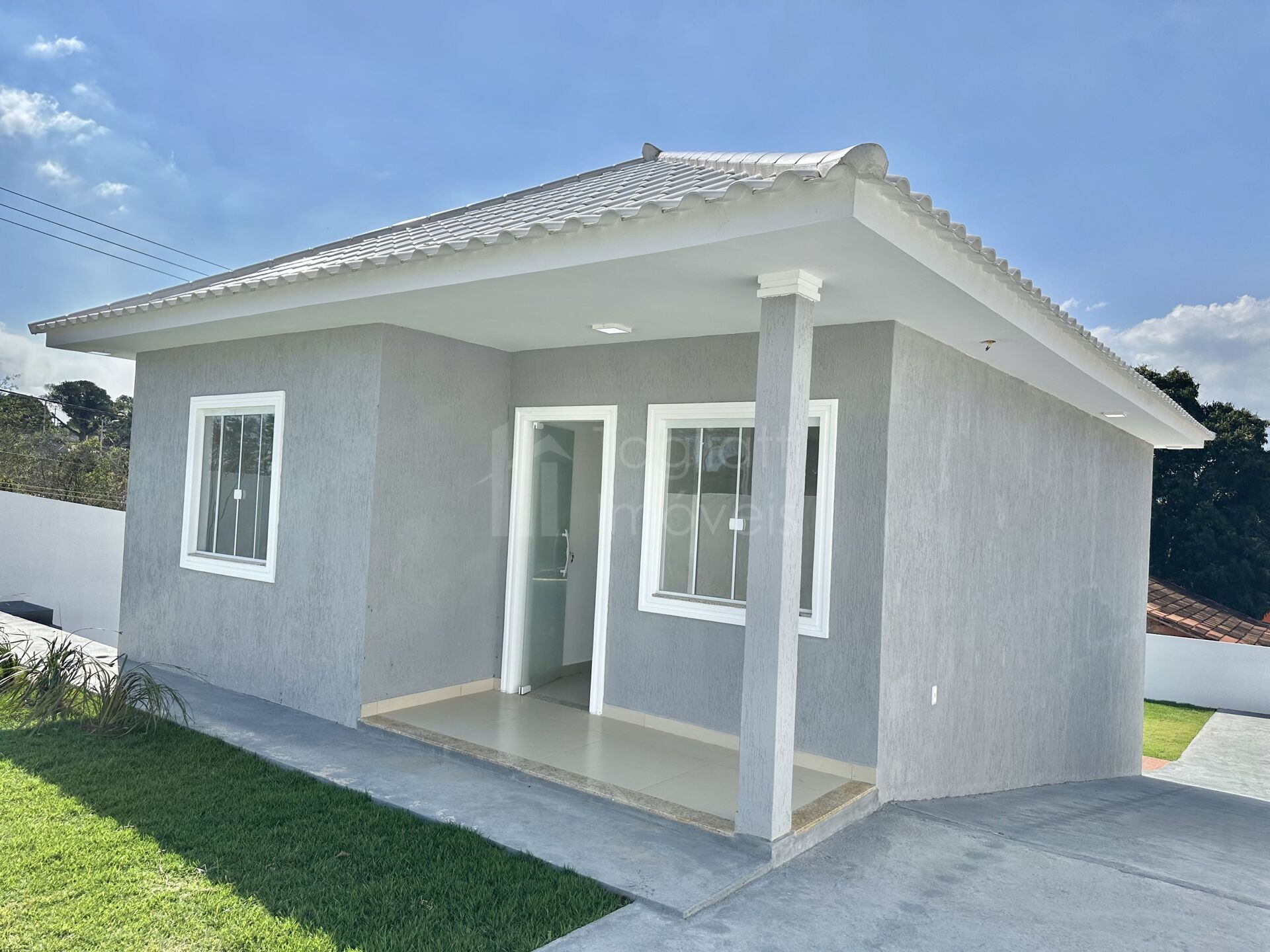 Casa à venda com 2 quartos, 80m² - Foto 3