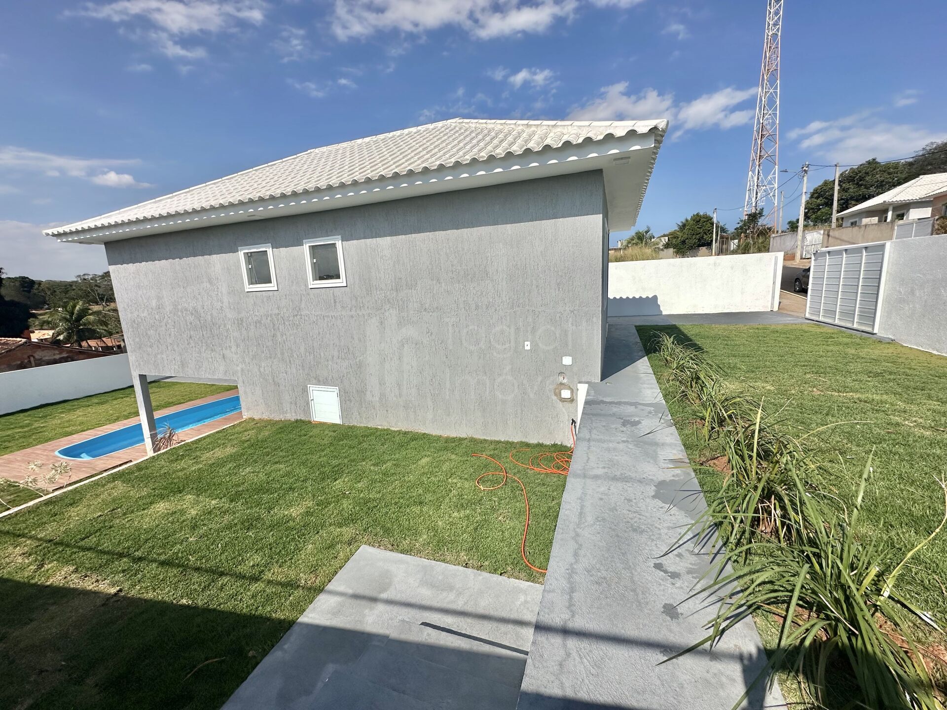 Casa à venda com 2 quartos, 80m² - Foto 17
