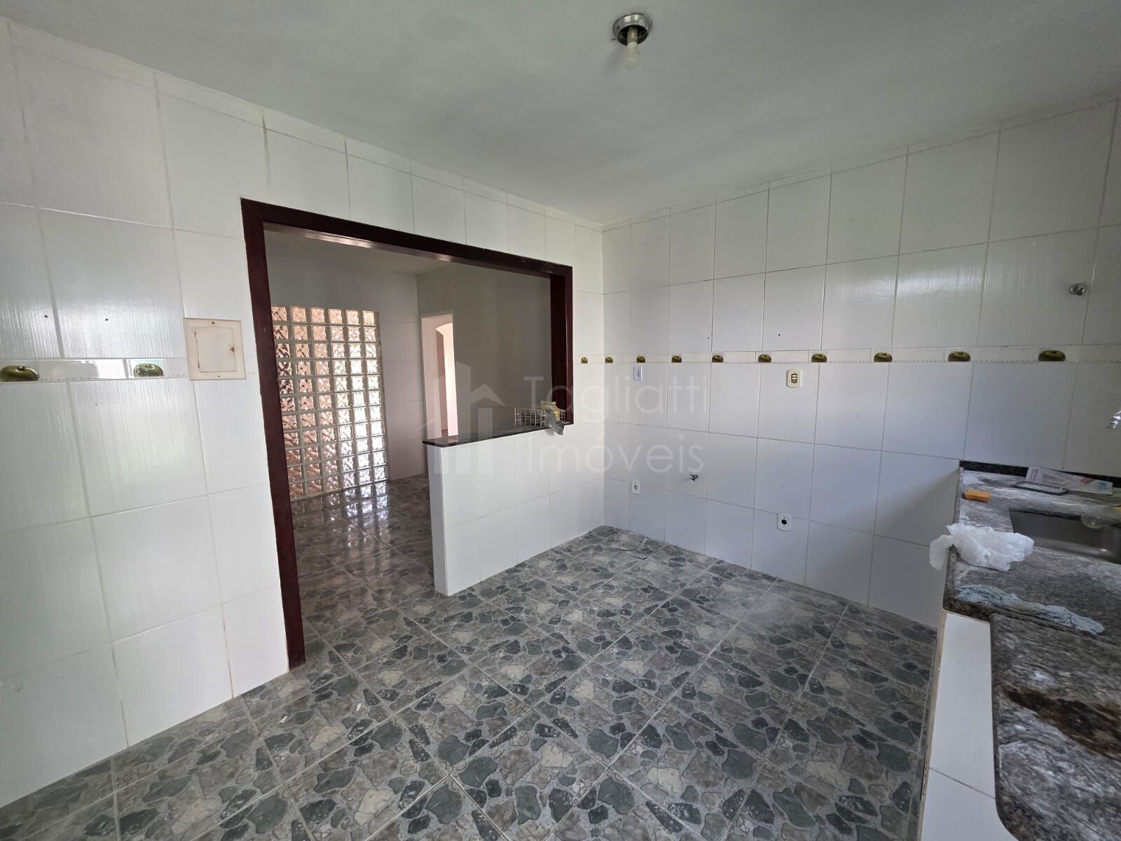 Casa para alugar com 6 quartos, 338m² - Foto 12