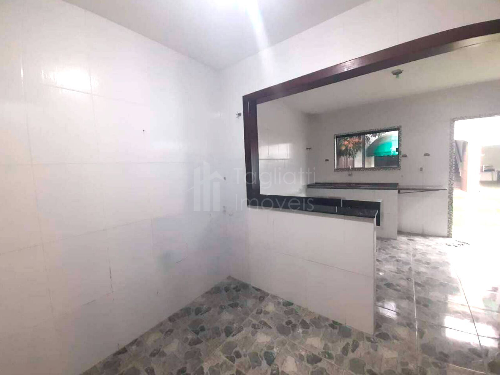 Casa para alugar com 6 quartos, 338m² - Foto 13