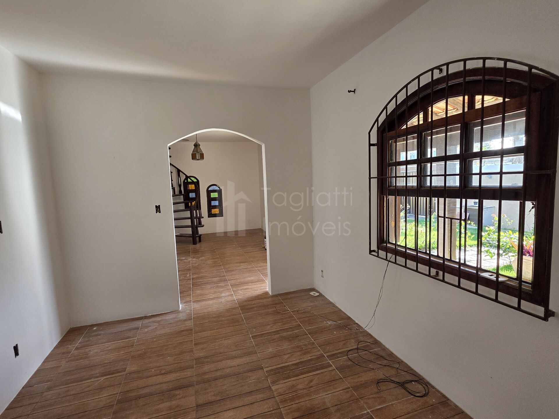 Casa para alugar com 6 quartos, 338m² - Foto 8