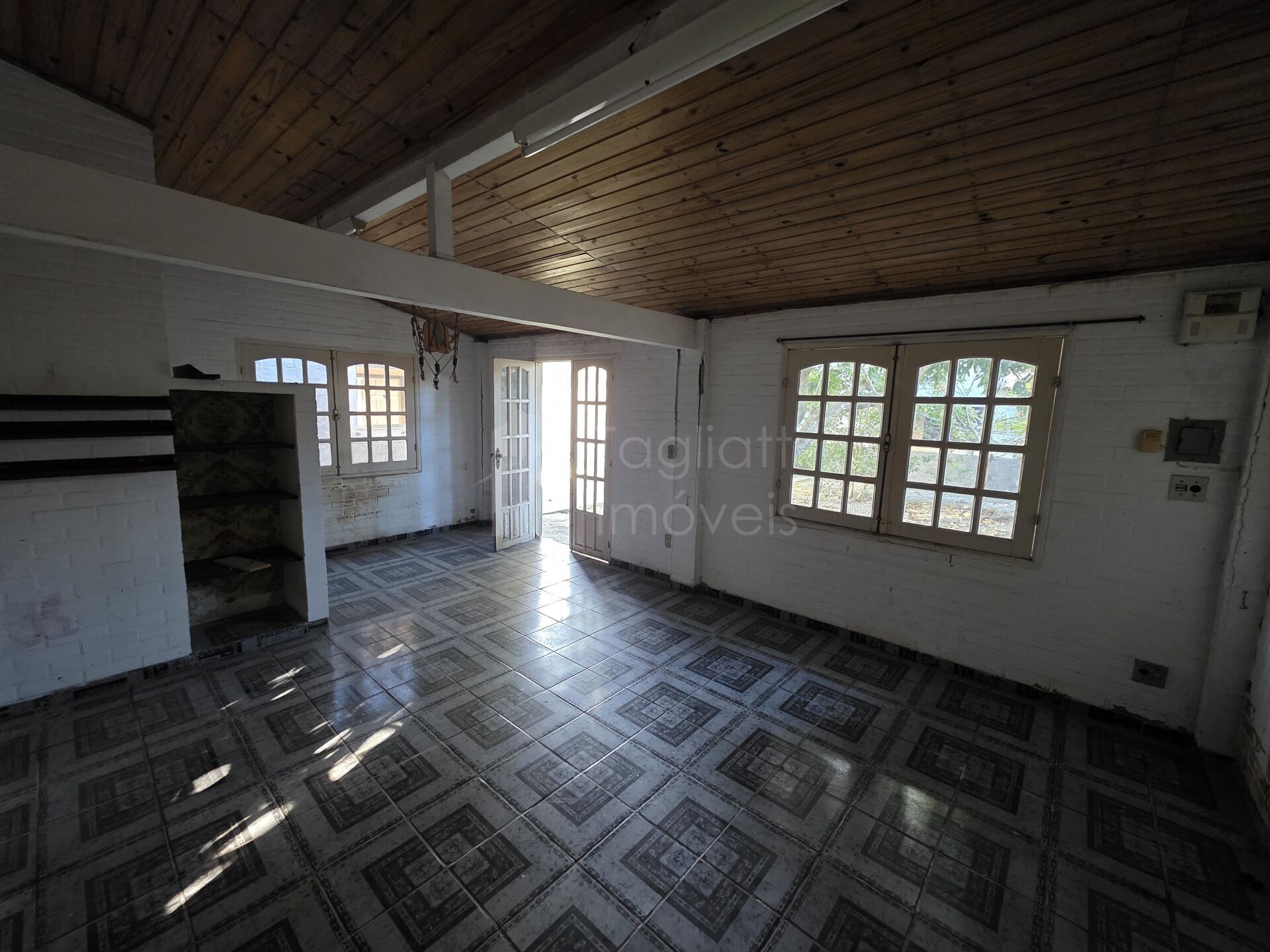 Casa para alugar com 6 quartos, 338m² - Foto 20