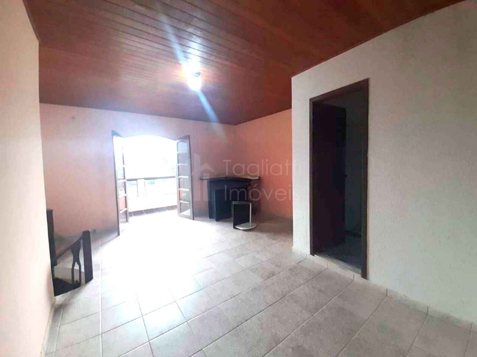 Casa para alugar com 6 quartos, 338m² - Foto 8