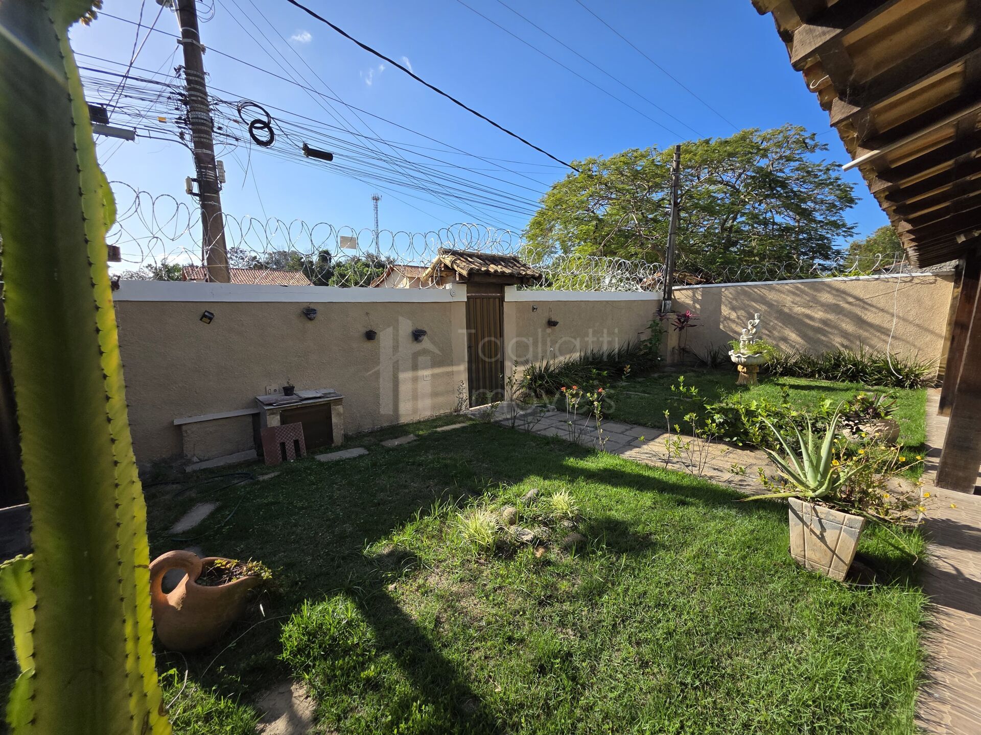 Casa para alugar com 6 quartos, 338m² - Foto 30