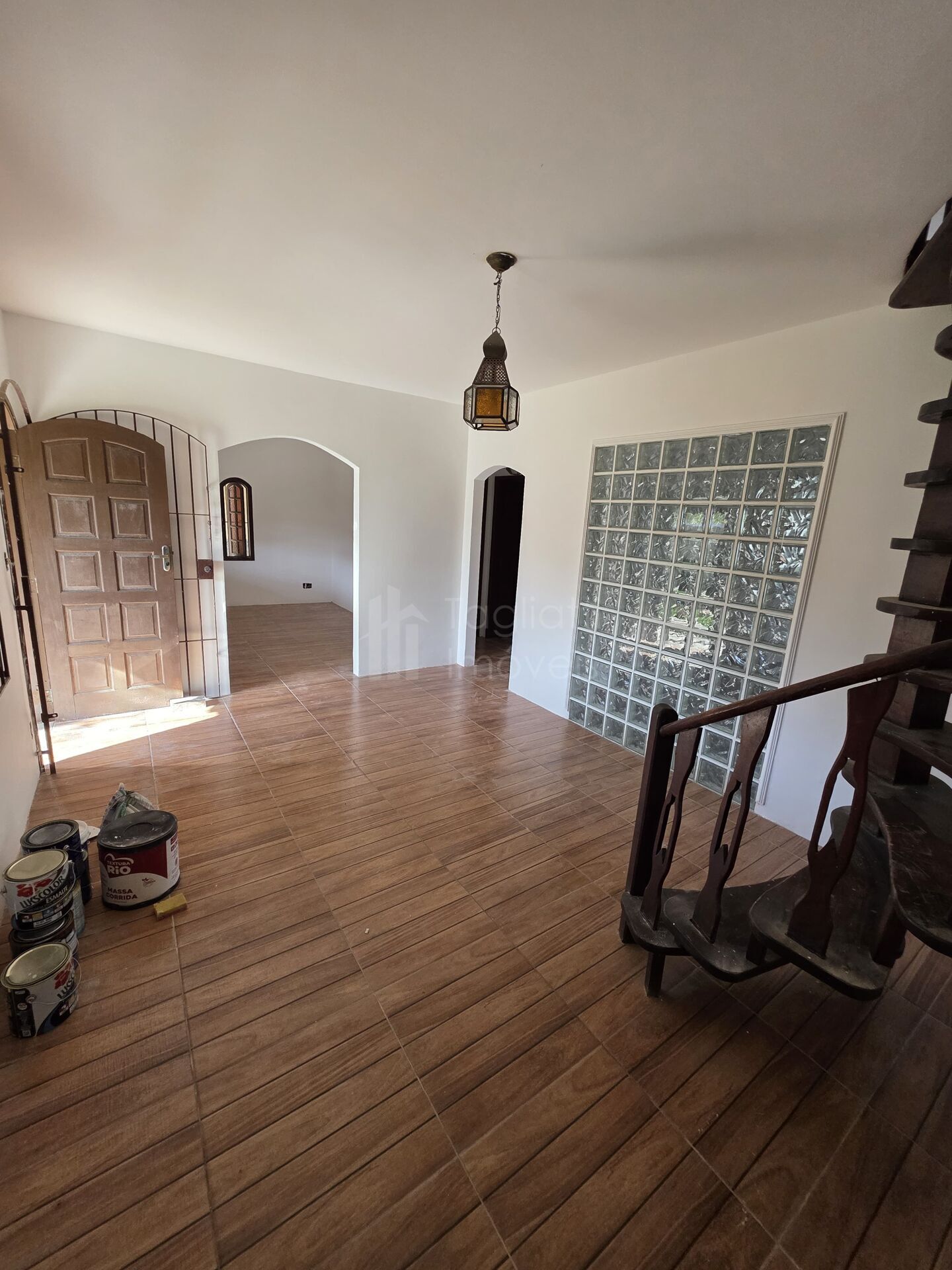 Casa para alugar com 6 quartos, 338m² - Foto 6