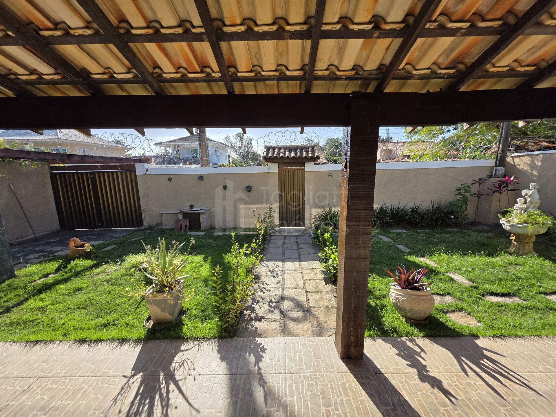 Casa para alugar com 6 quartos, 338m² - Foto 31