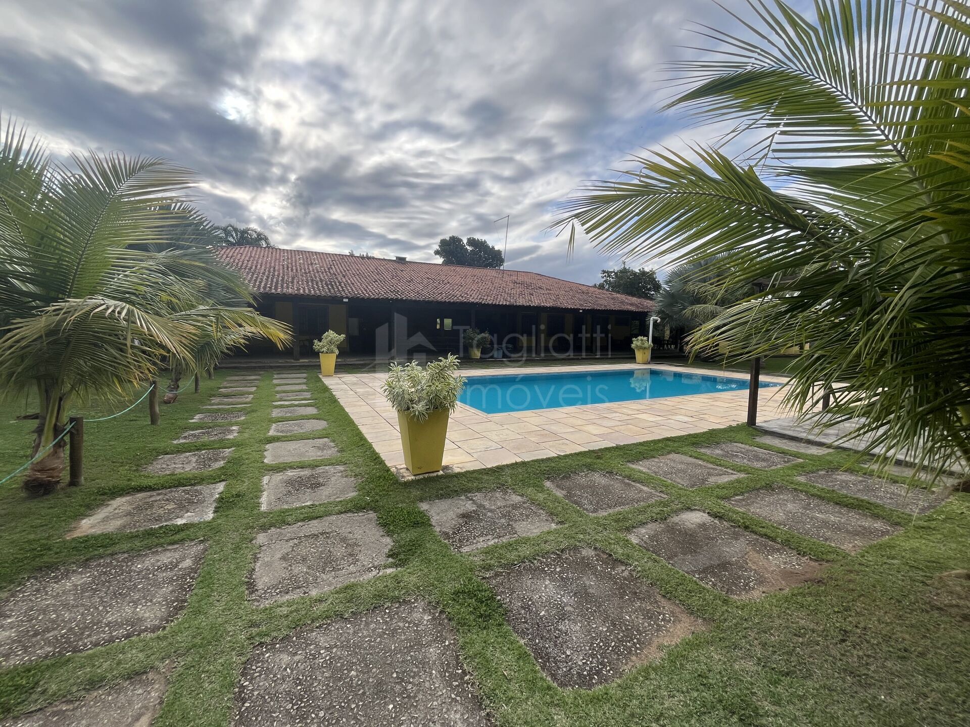 Sítio à venda com 4 quartos, 5000m² - Foto 1