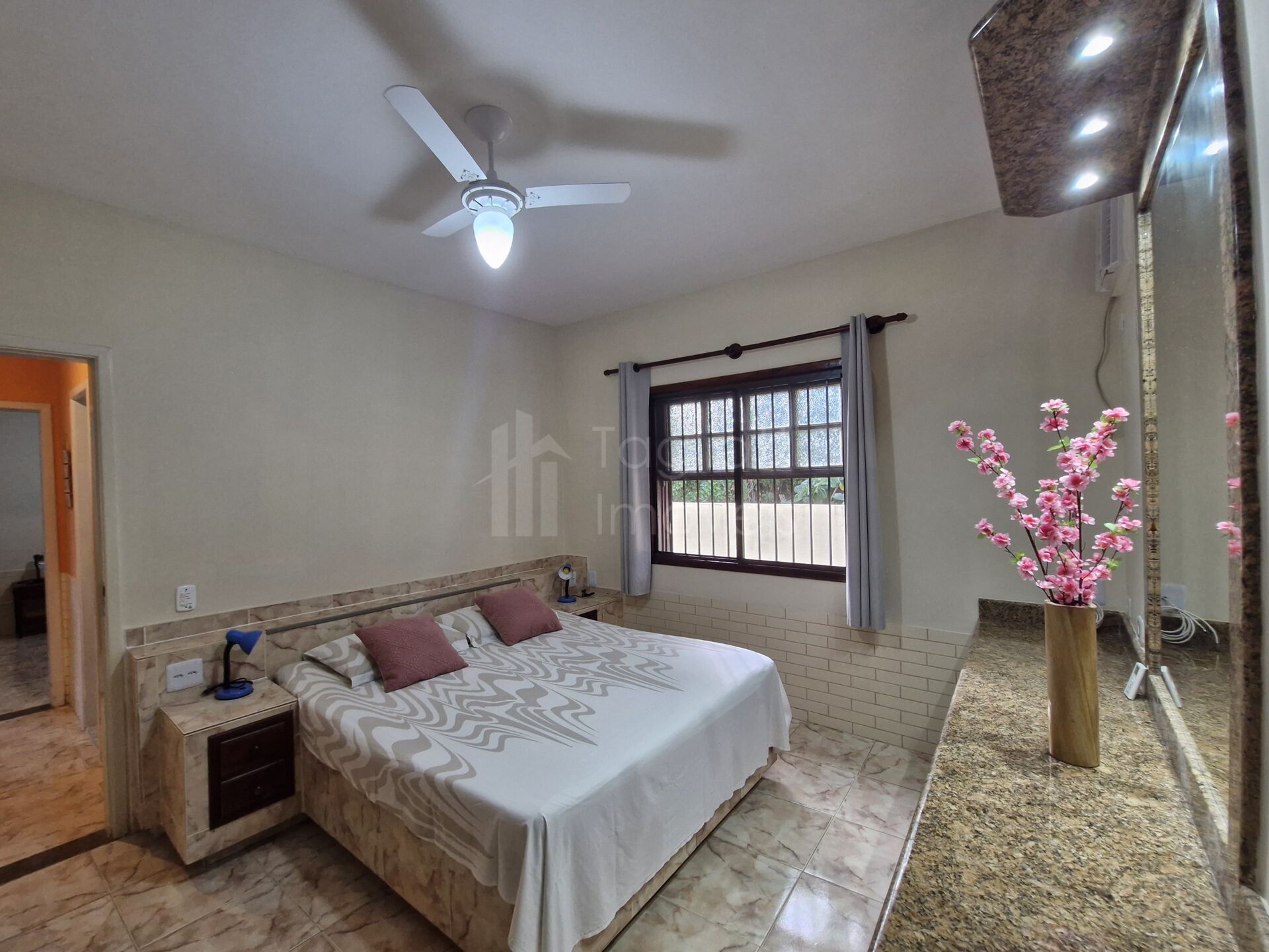 Casa à venda com 2 quartos, 100m² - Foto 19