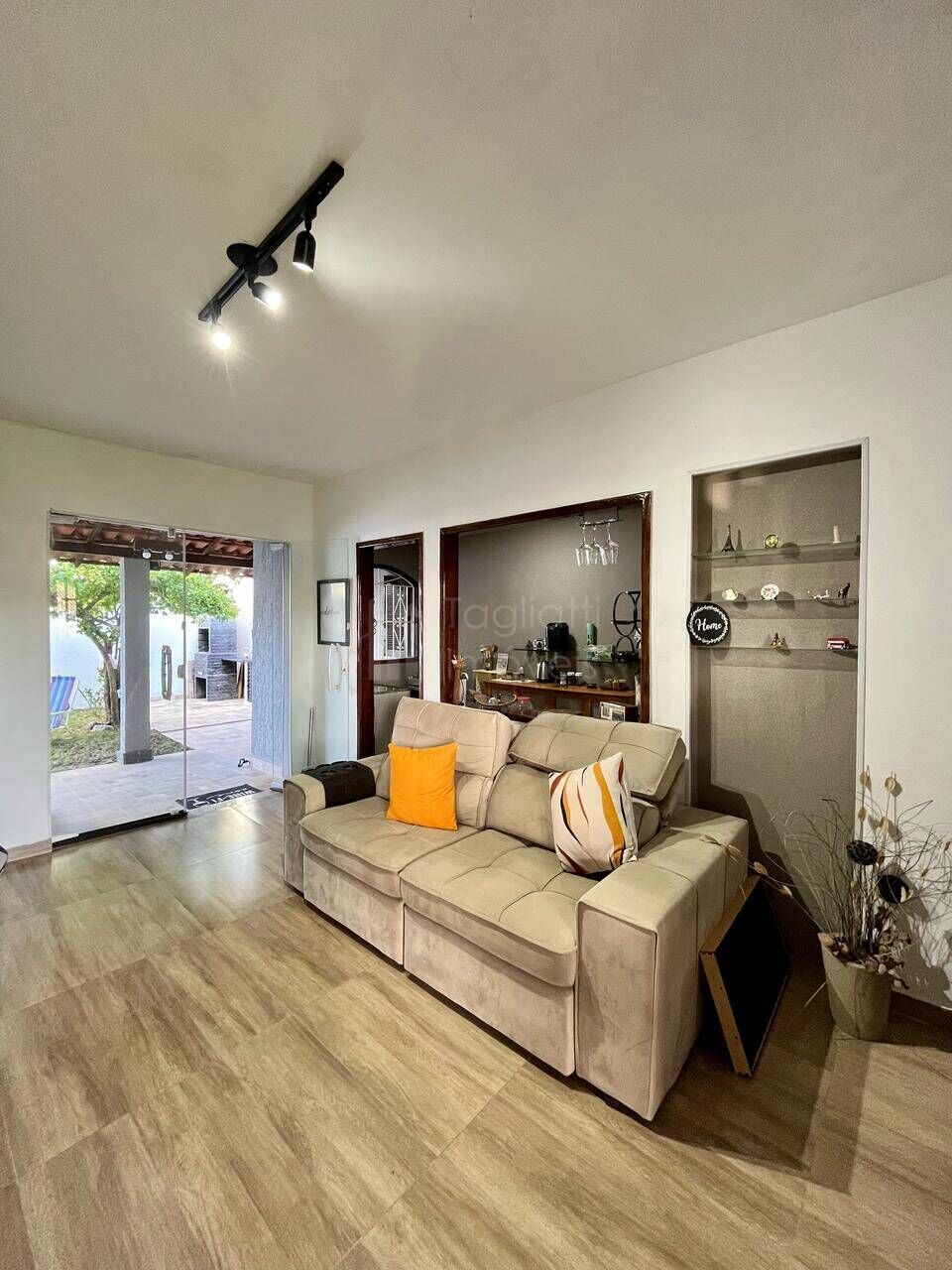 Casa à venda com 2 quartos, 360m² - Foto 6