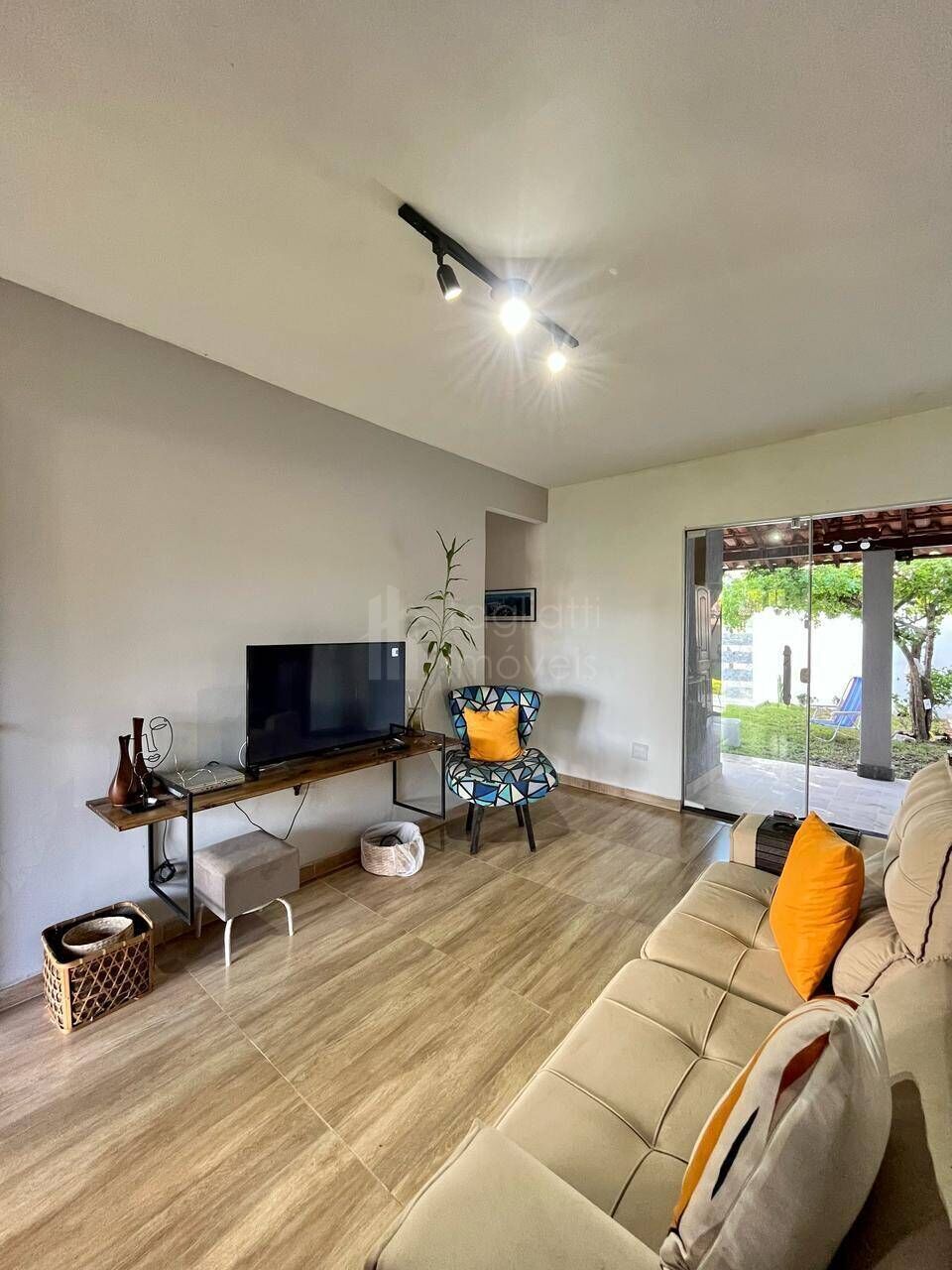 Casa à venda com 2 quartos, 360m² - Foto 11