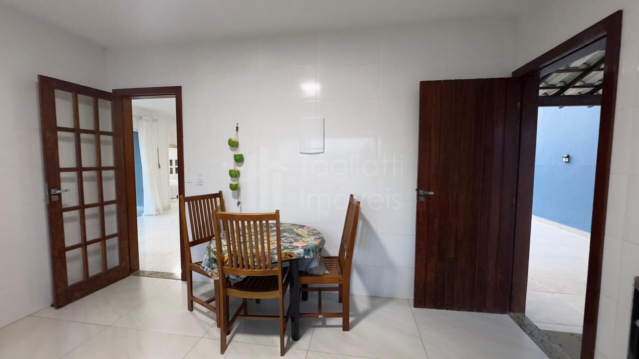 Casa, 4 quartos, 200 m² - Foto 26