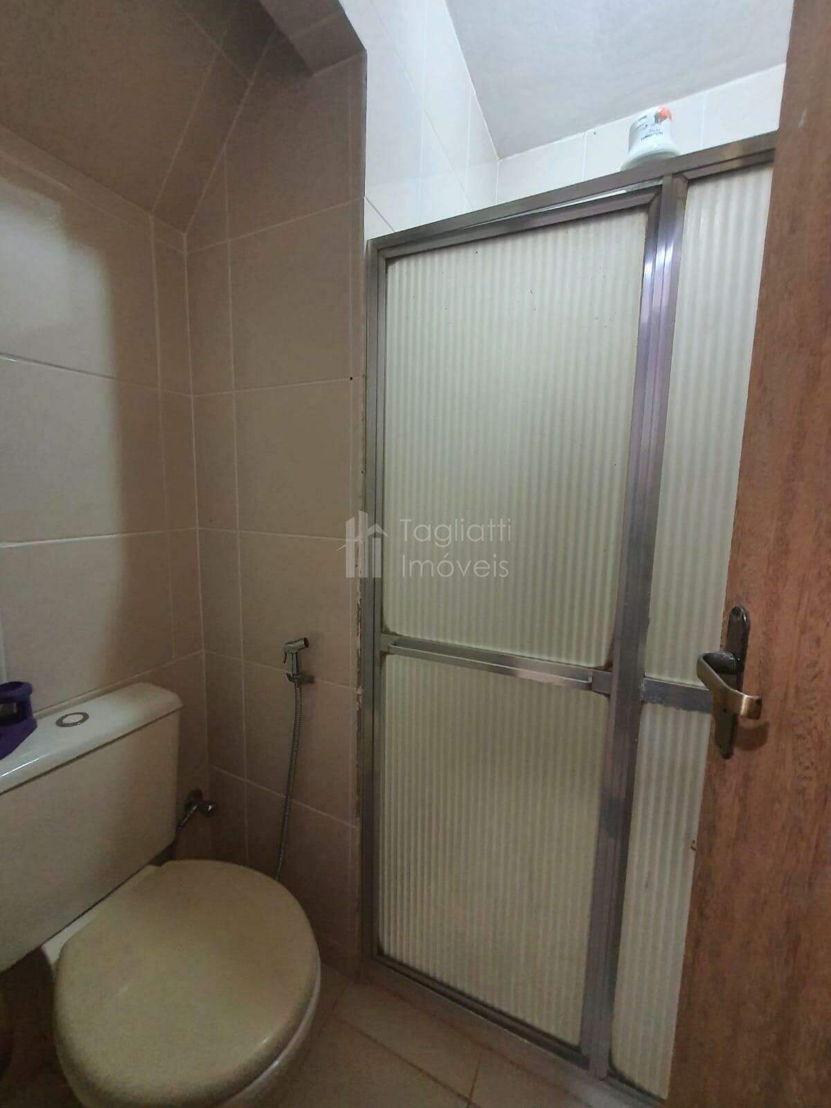Casa à venda com 7 quartos, 400m² - Foto 27