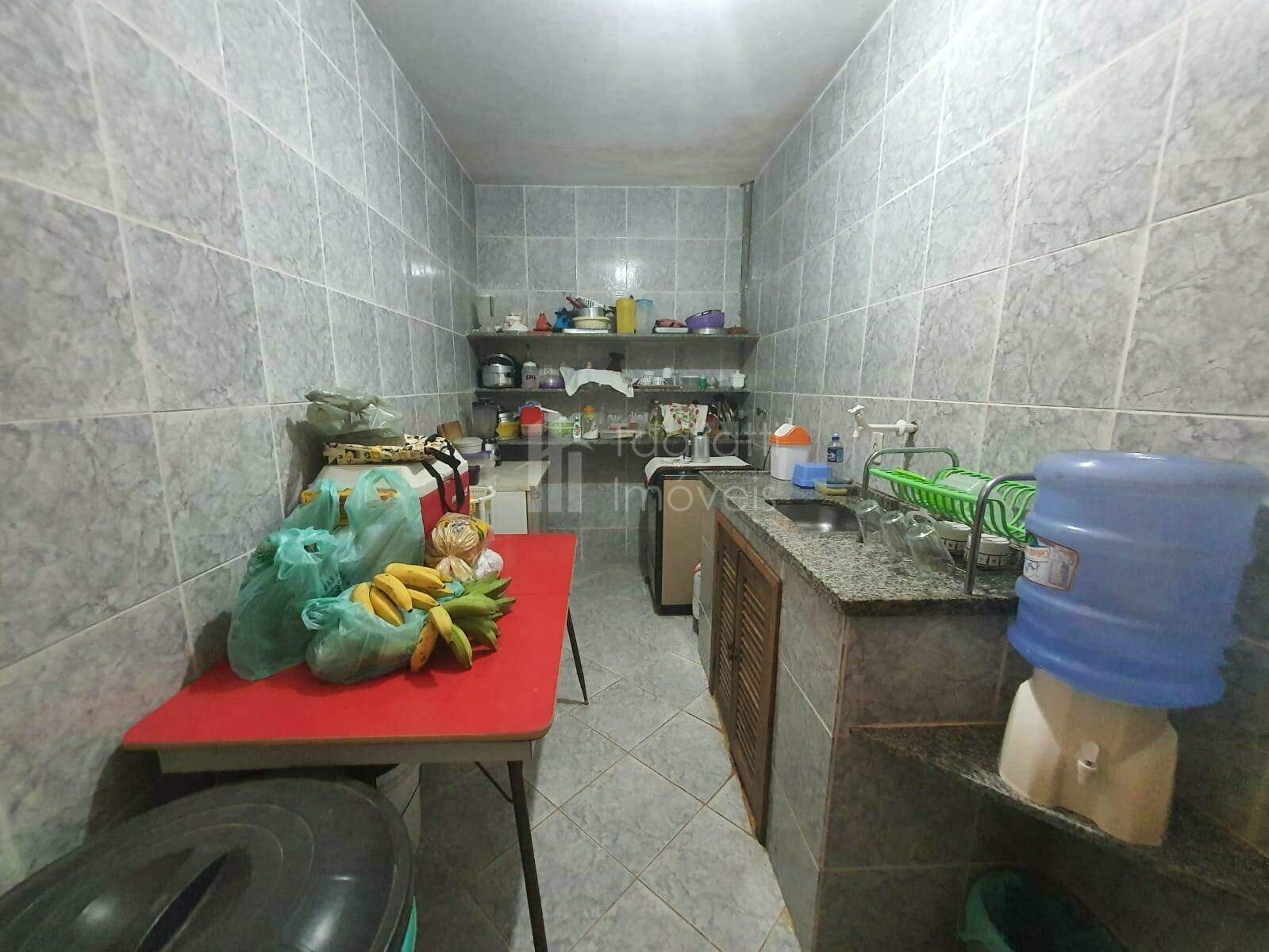 Casa à venda com 7 quartos, 400m² - Foto 20