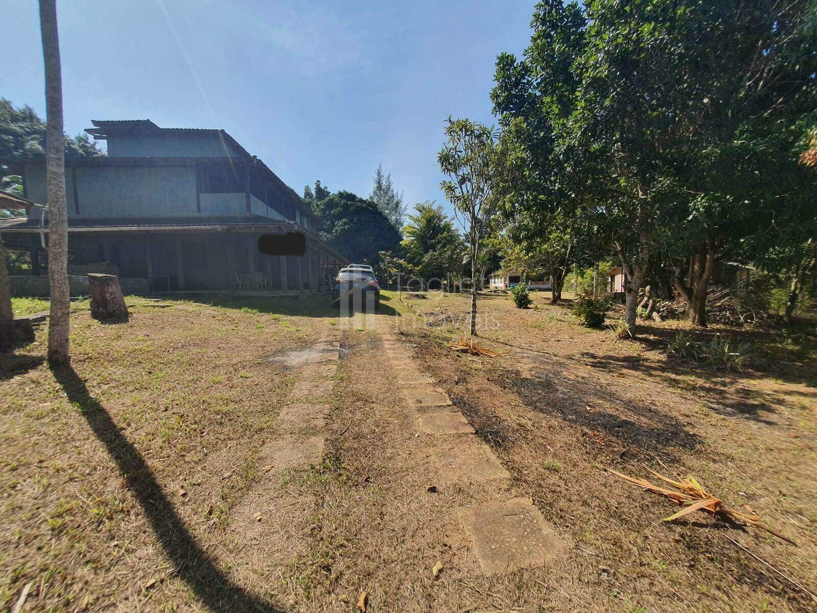 Casa à venda com 7 quartos, 400m² - Foto 4