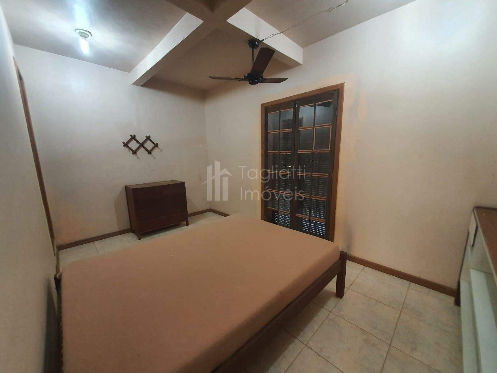 Casa à venda com 7 quartos, 400m² - Foto 21