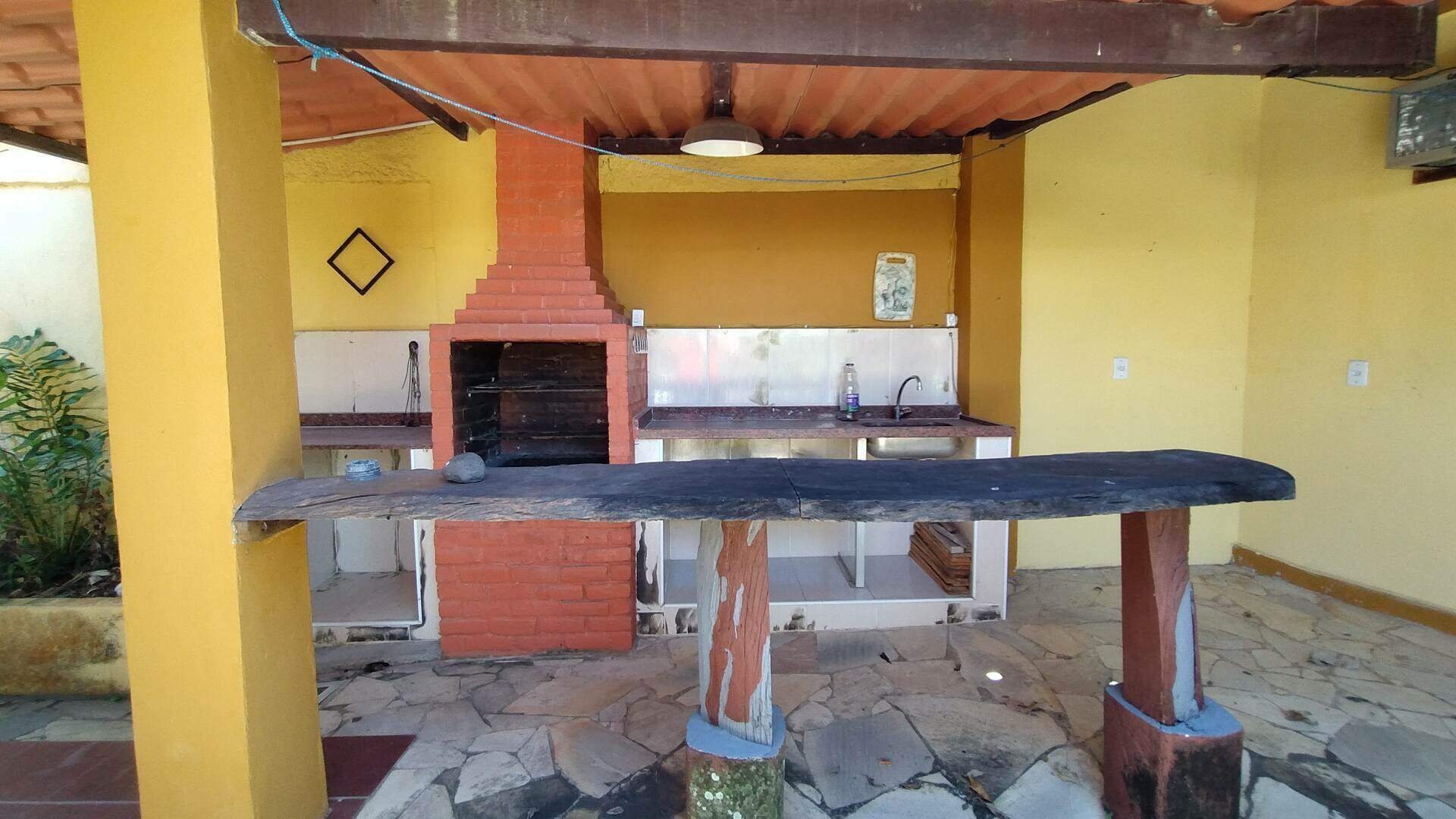 Casa à venda com 4 quartos, 60m² - Foto 10