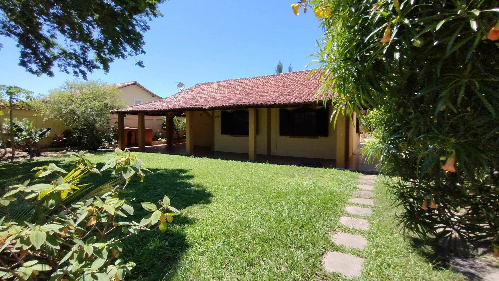 Casa à venda com 4 quartos, 60m² - Foto 5