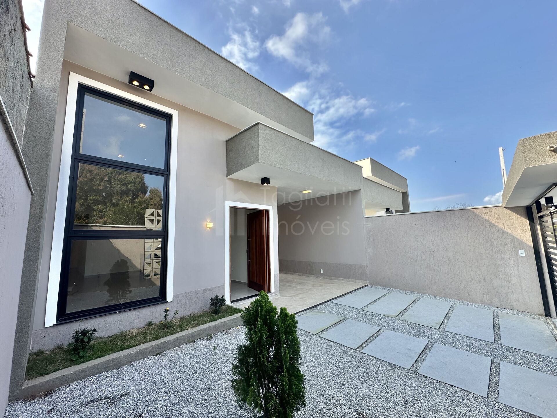 Casa à venda com 3 quartos, 113m² - Foto 4