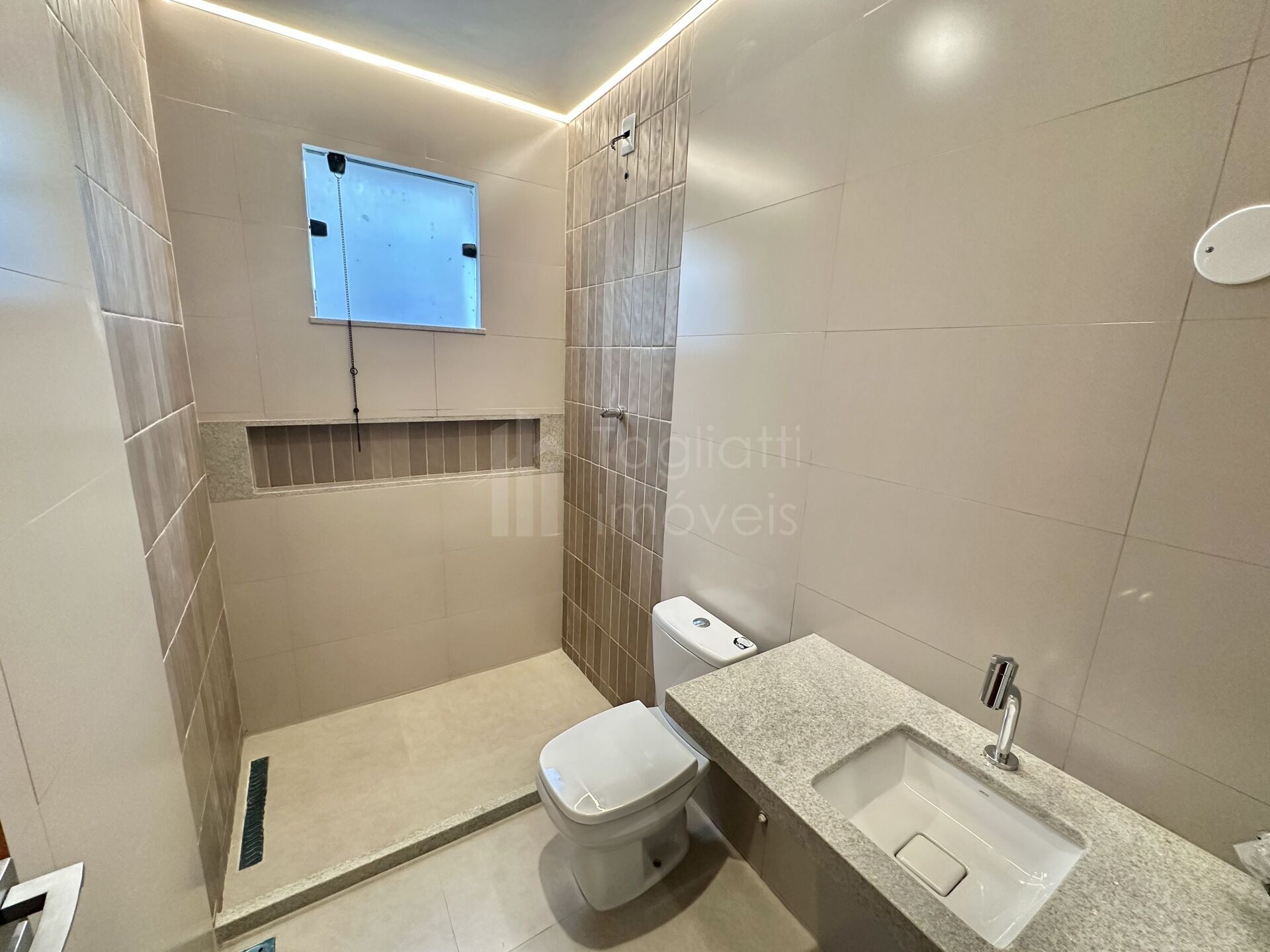 Casa à venda com 3 quartos, 113m² - Foto 16