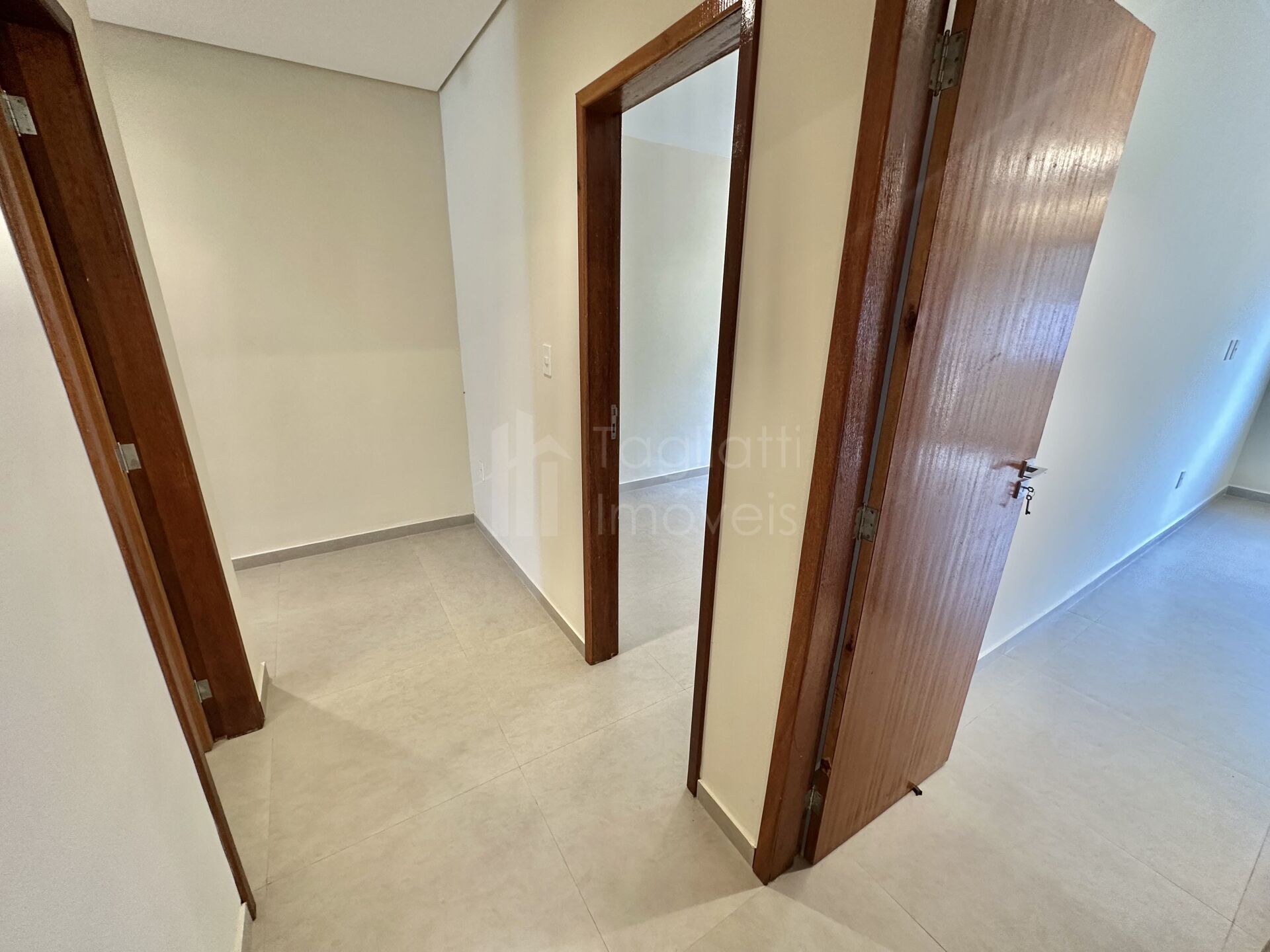Casa à venda com 3 quartos, 113m² - Foto 15