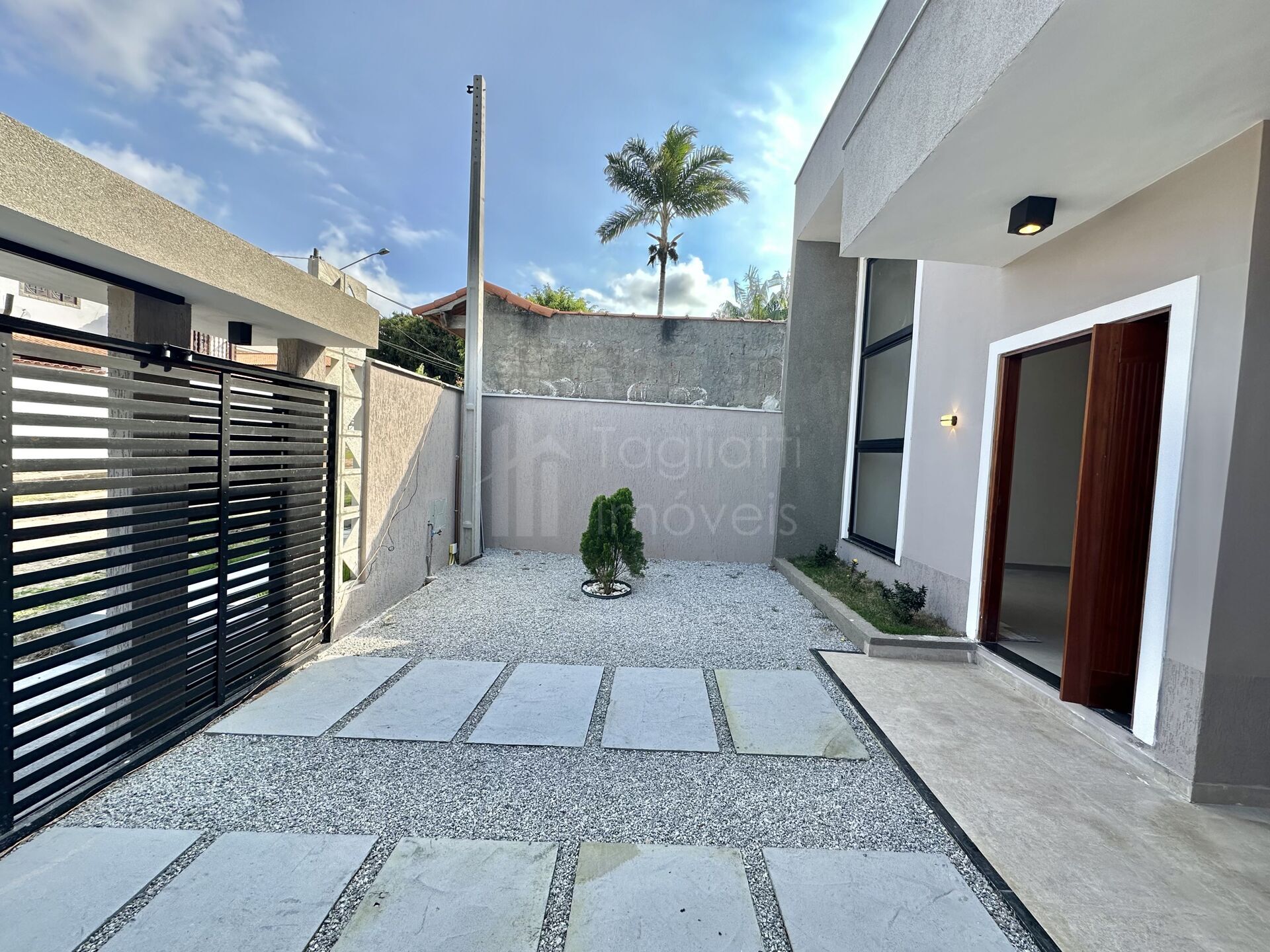 Casa à venda com 3 quartos, 113m² - Foto 5