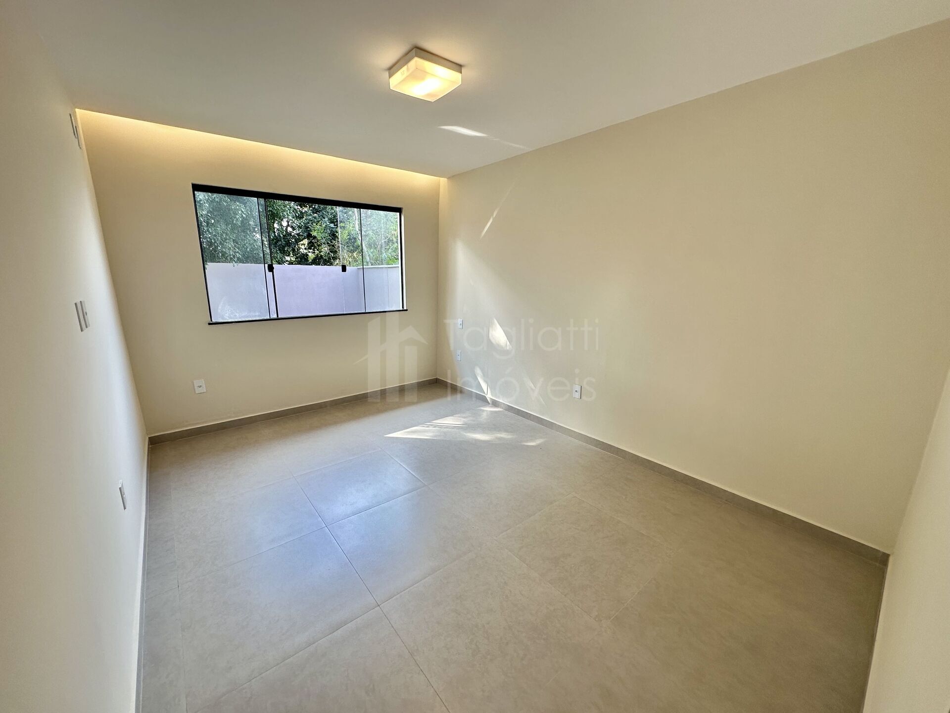 Casa à venda com 3 quartos, 113m² - Foto 14
