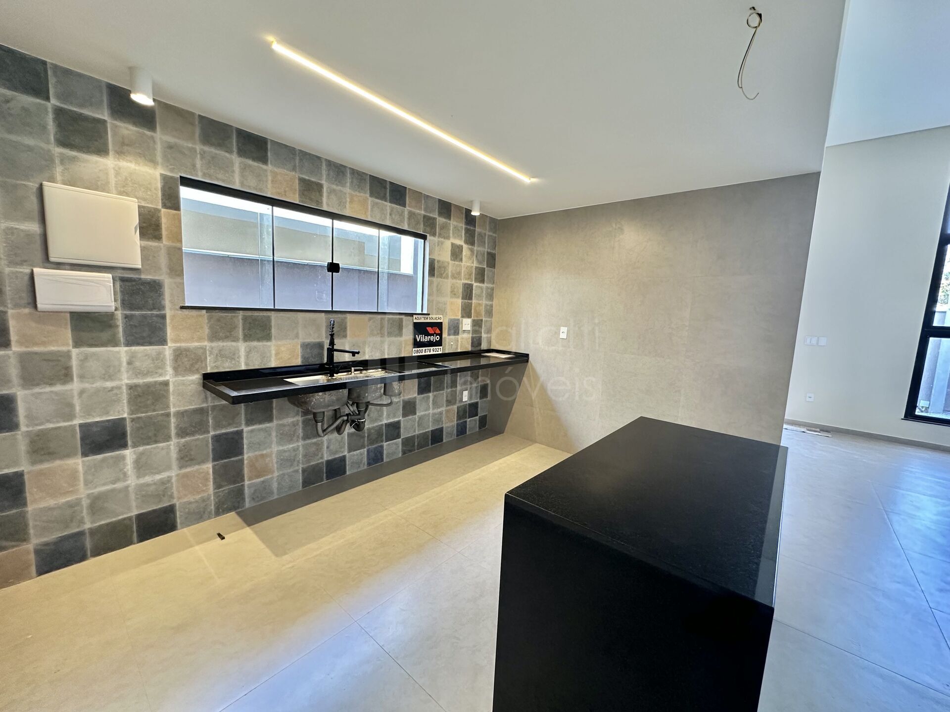 Casa à venda com 3 quartos, 113m² - Foto 8