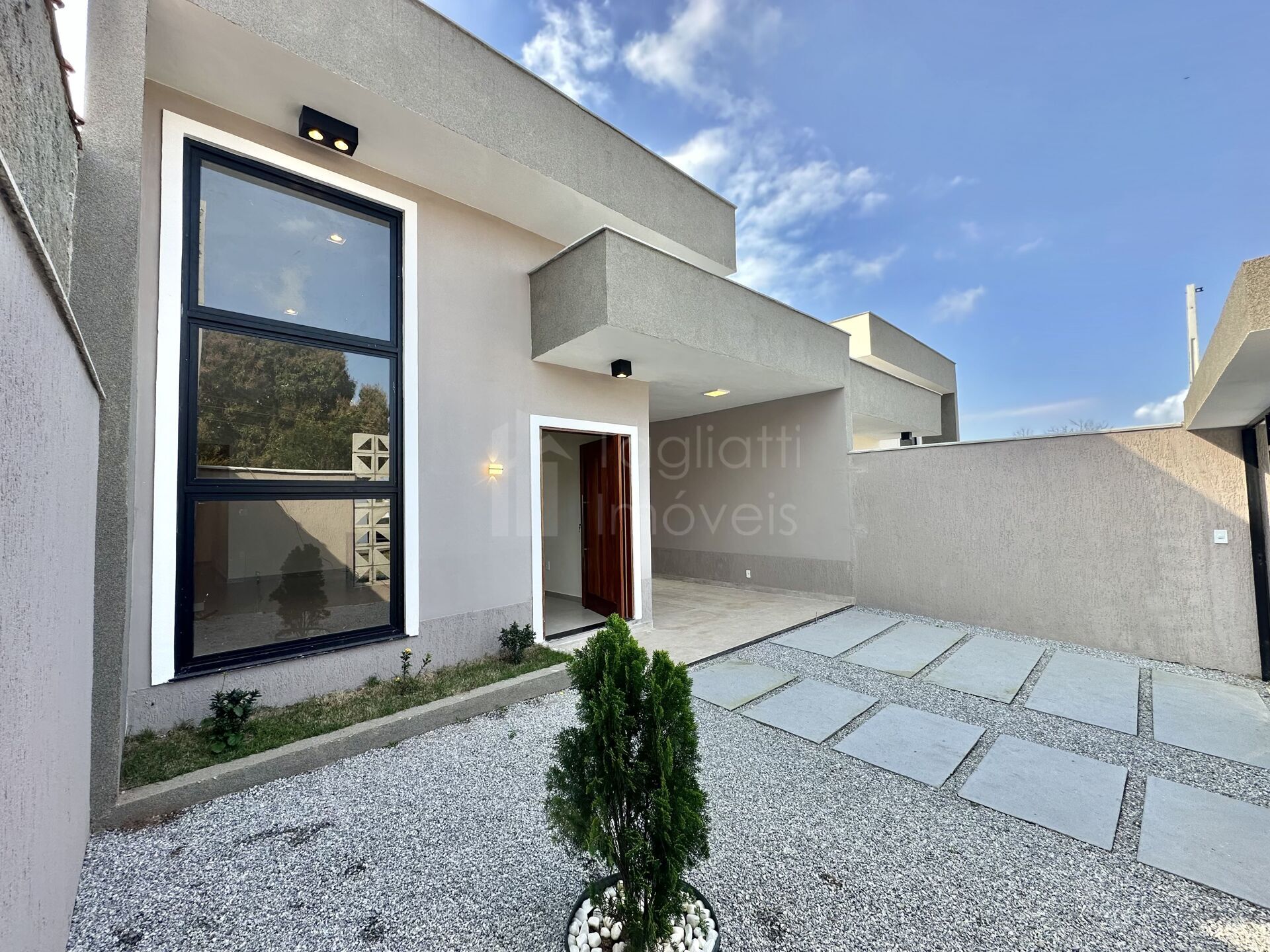 Casa à venda com 3 quartos, 113m² - Foto 2